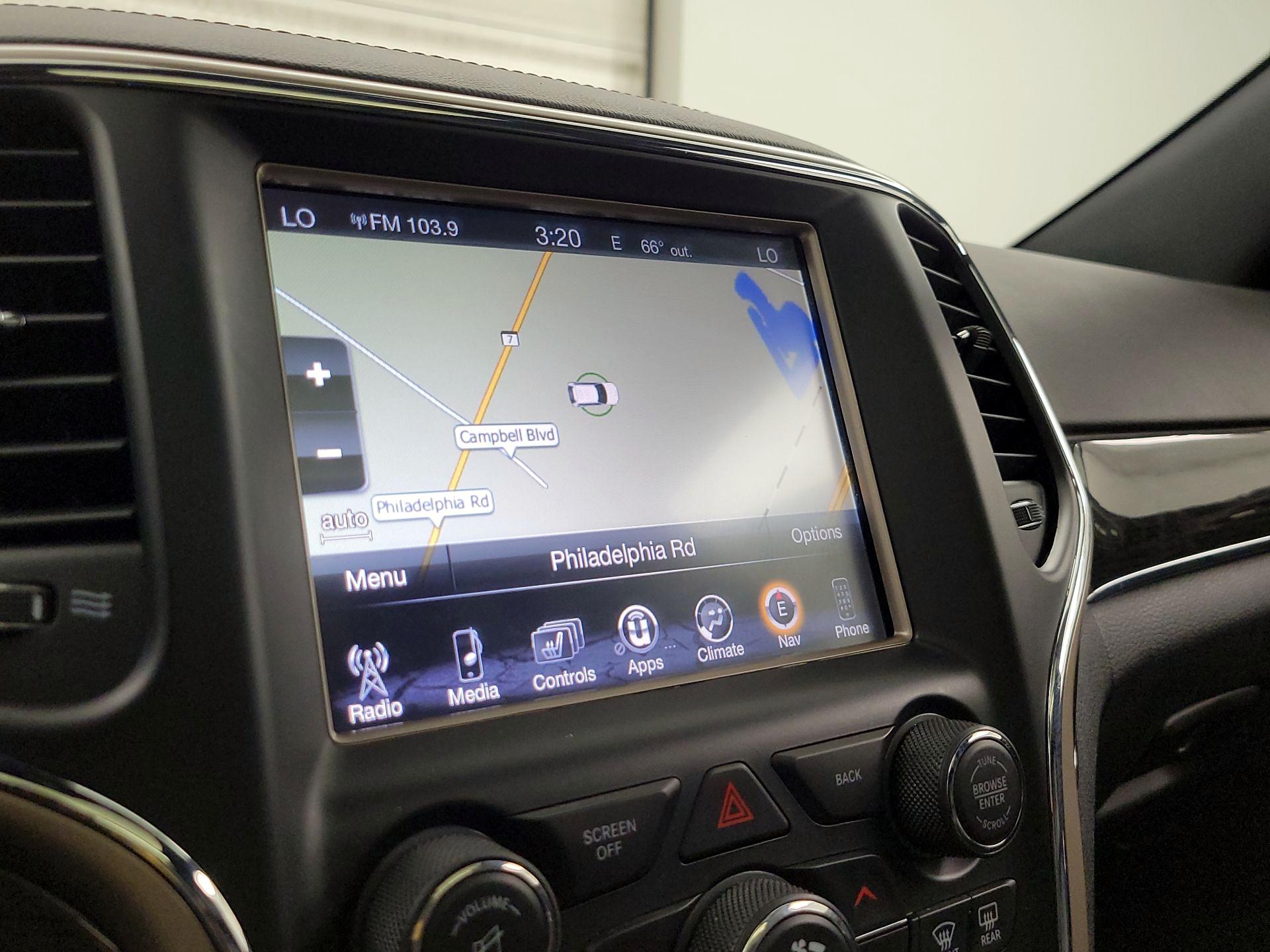 Thumbnail: 2014 Jeep Grand Cherokee - 14