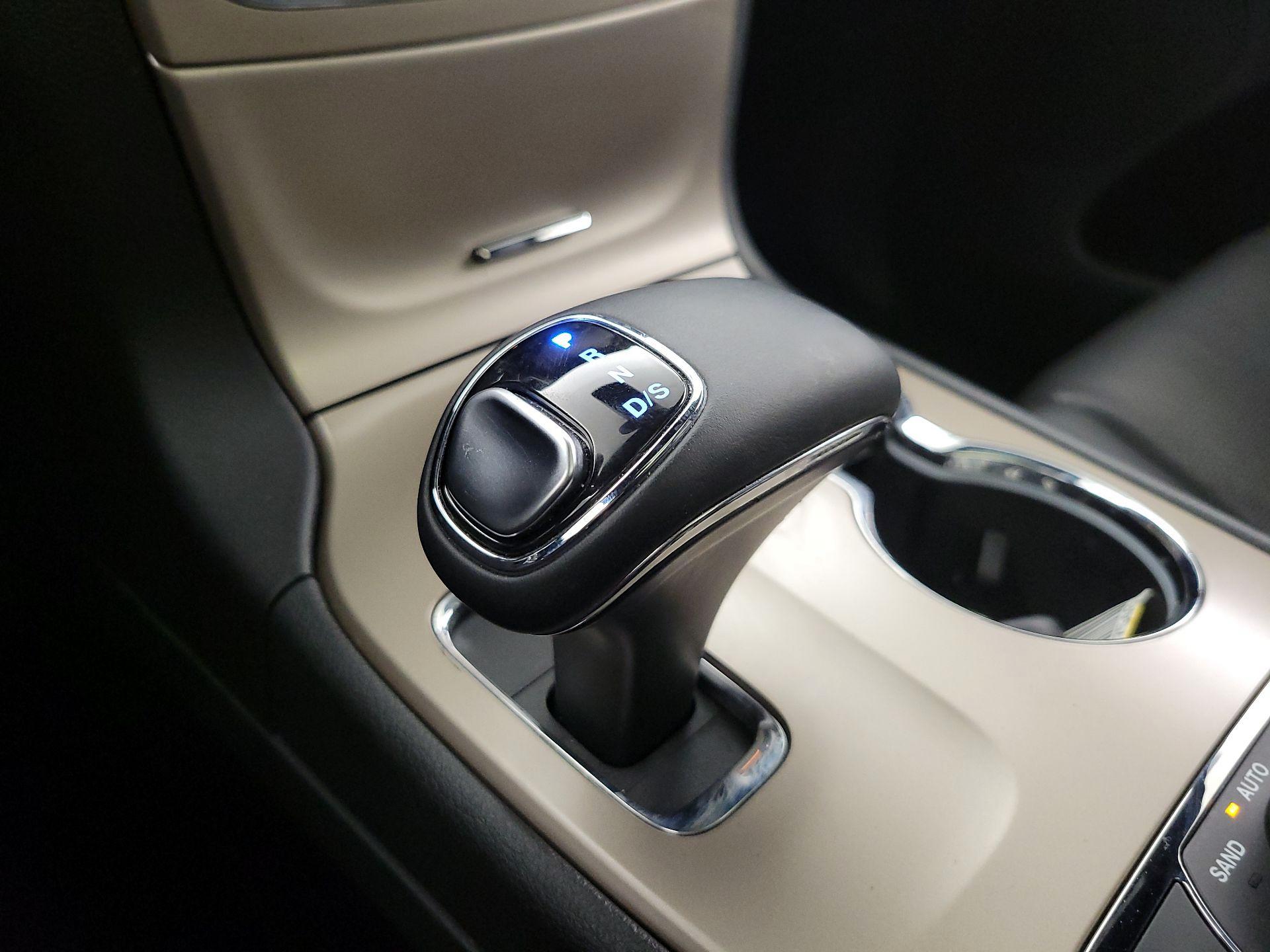 Thumbnail: 2014 Jeep Grand Cherokee - 18