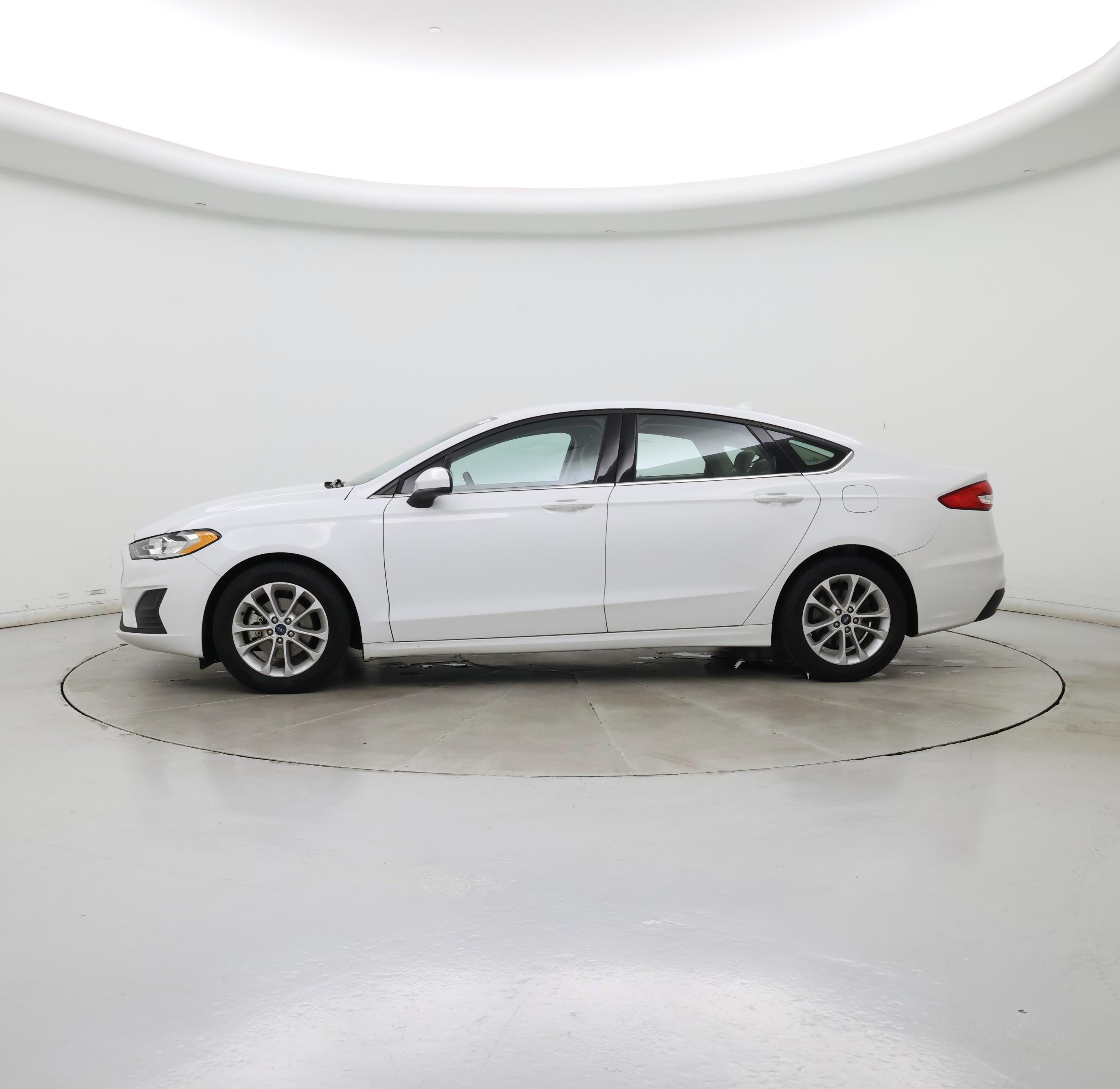 Thumbnail: 2020 Ford Fusion - 3
