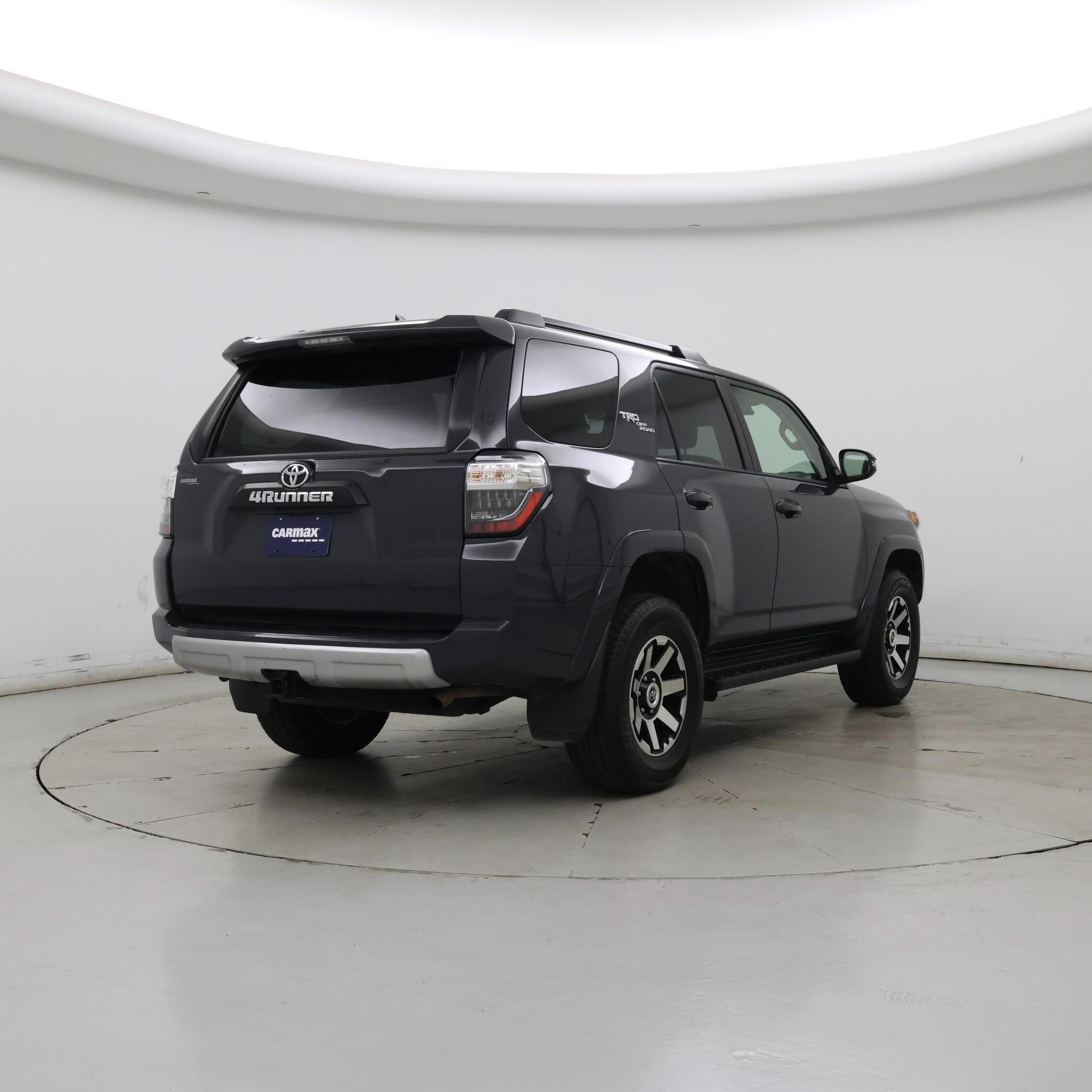 Thumbnail: 2024 Toyota 4Runner - 8