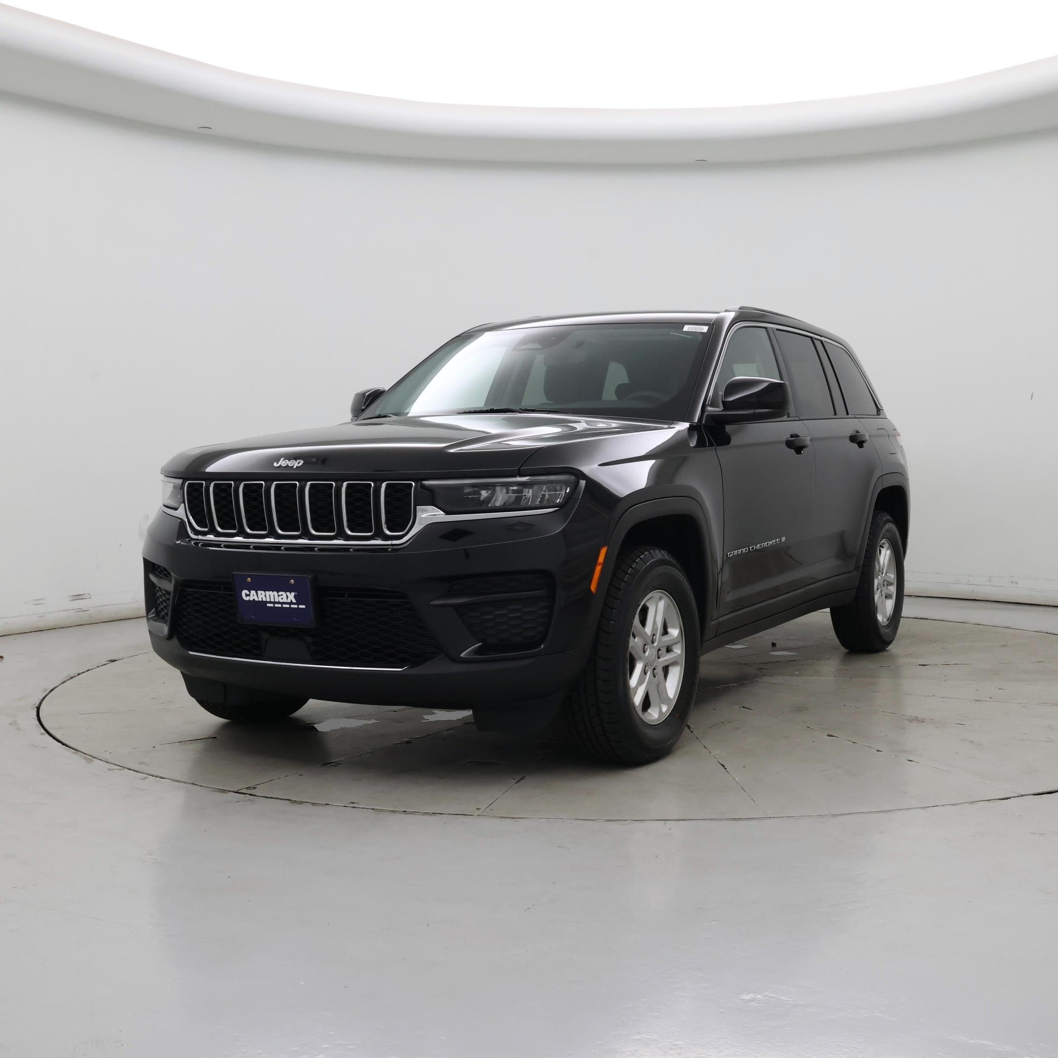 Thumbnail: 2023 Jeep Grand Cherokee - 4