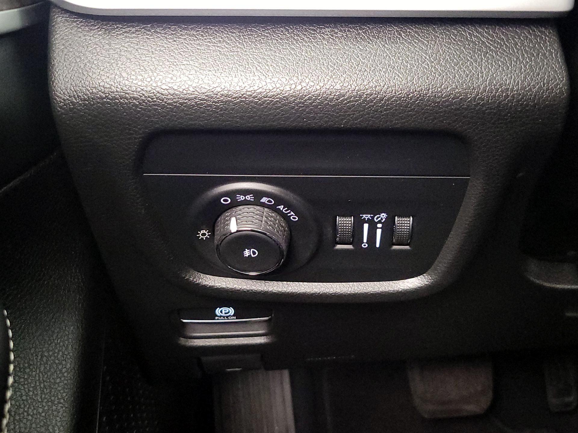 Thumbnail: 2023 Jeep Grand Cherokee L - 13