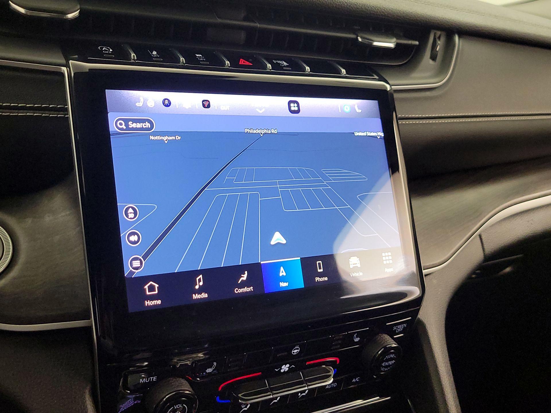 Thumbnail: 2023 Jeep Grand Cherokee L - 14