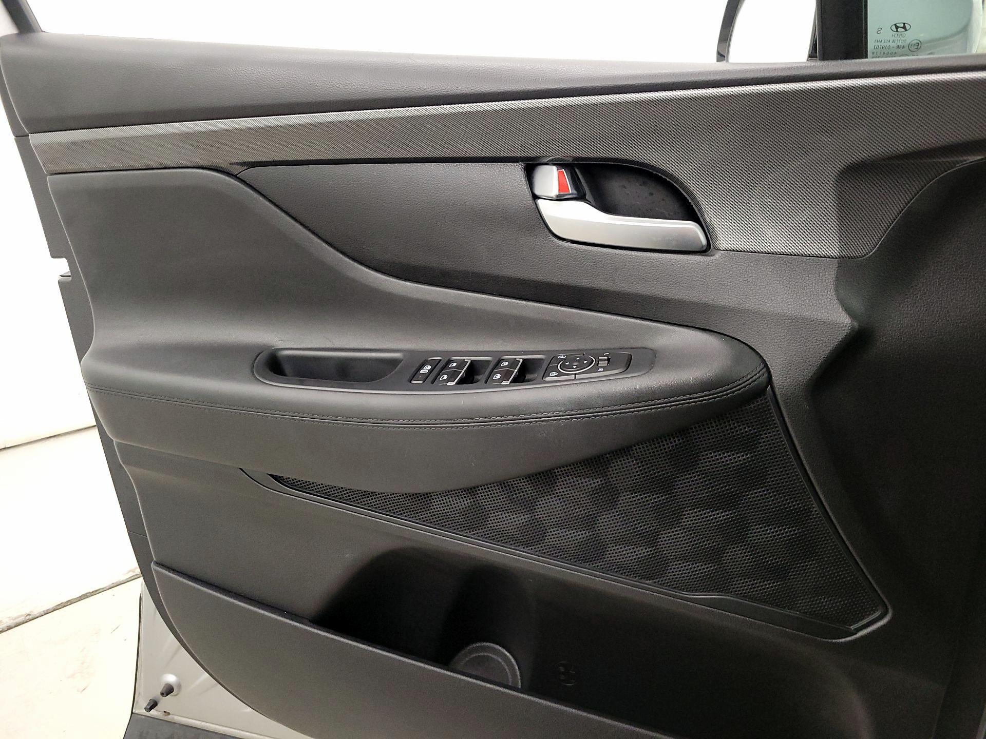 Thumbnail: 2023 Hyundai Santa Fe - 12