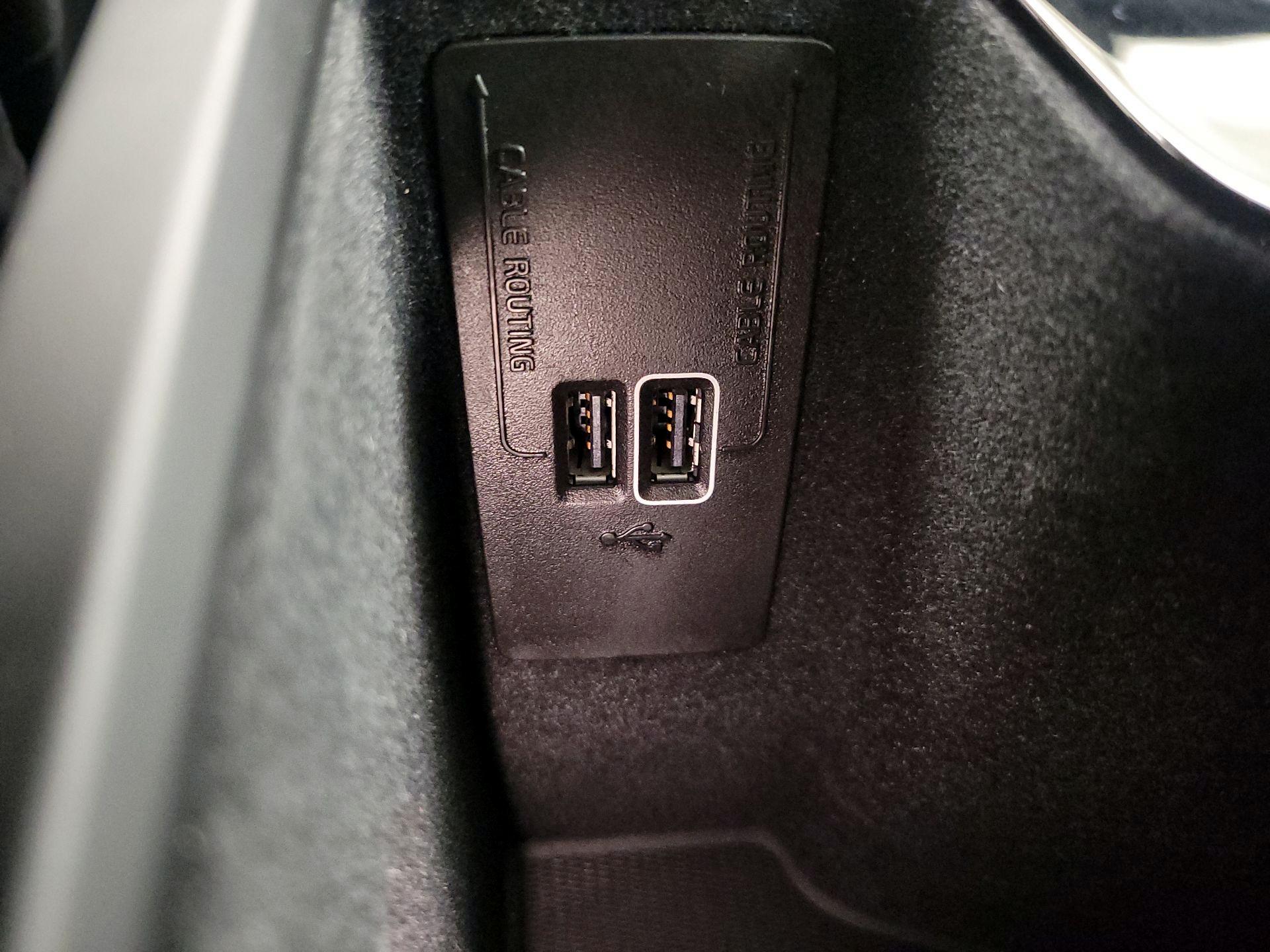 Thumbnail: 2020 Volvo S60 - 18
