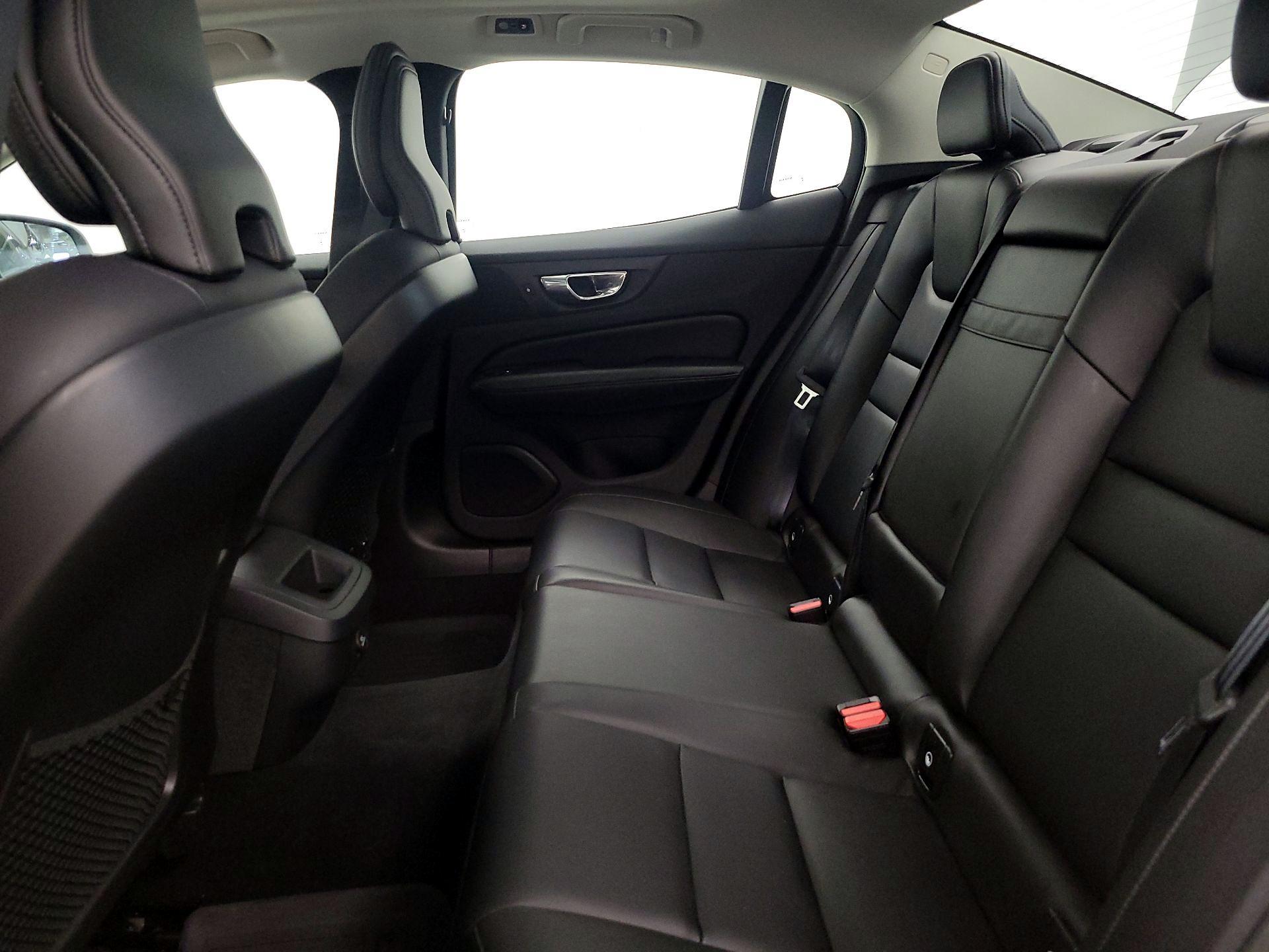 Thumbnail: 2020 Volvo S60 - 20