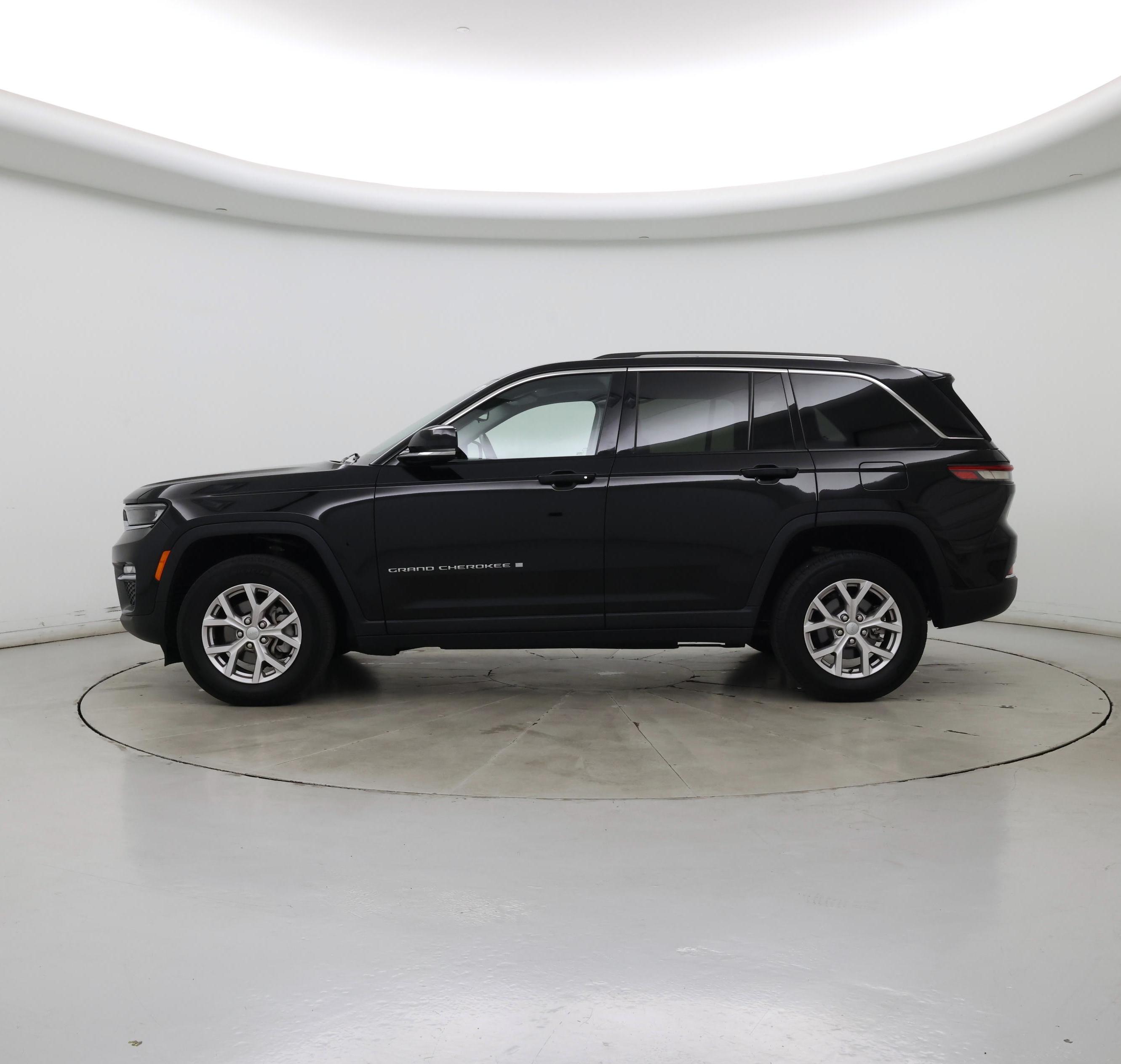 Thumbnail: 2022 Jeep Grand Cherokee - 3