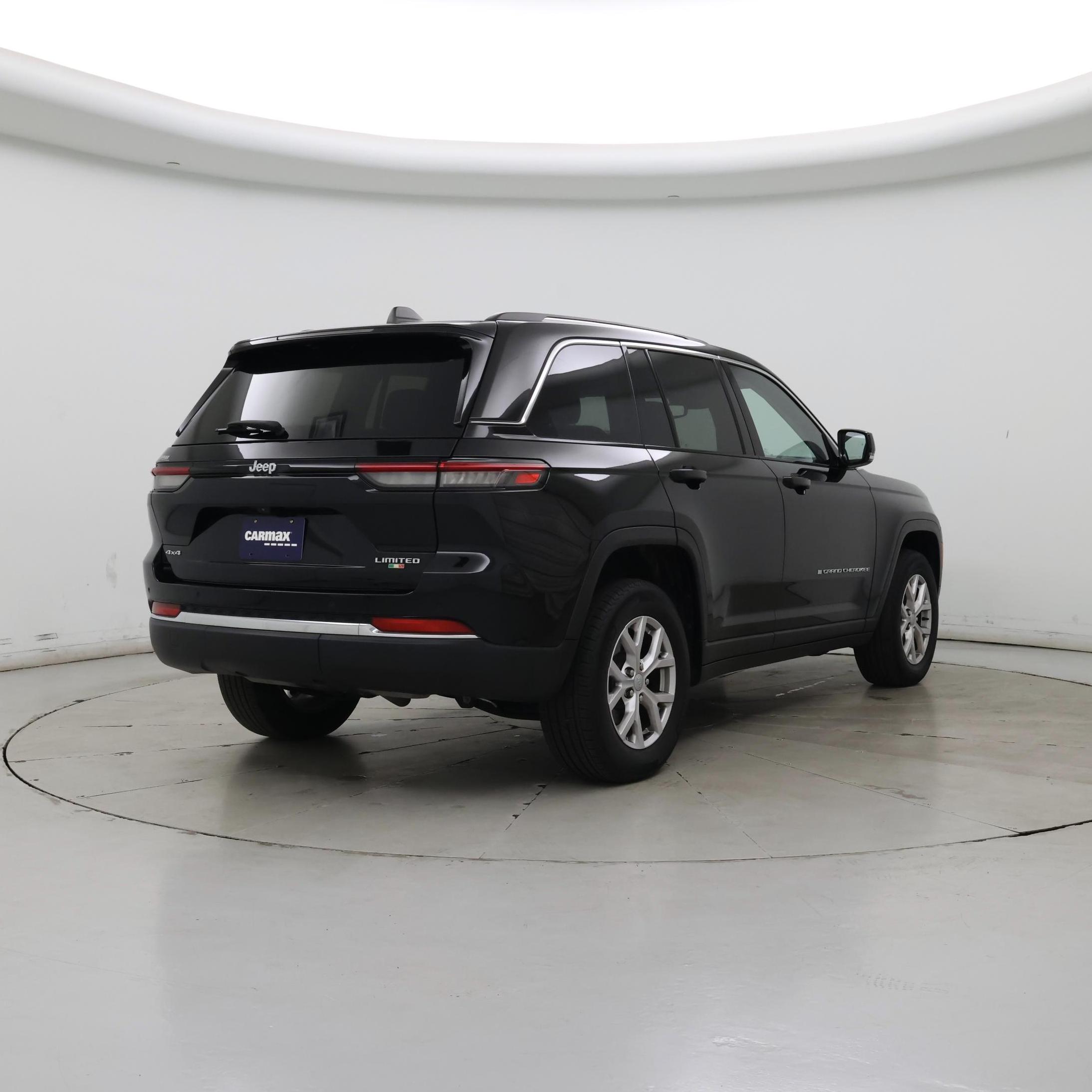 Thumbnail: 2022 Jeep Grand Cherokee - 8