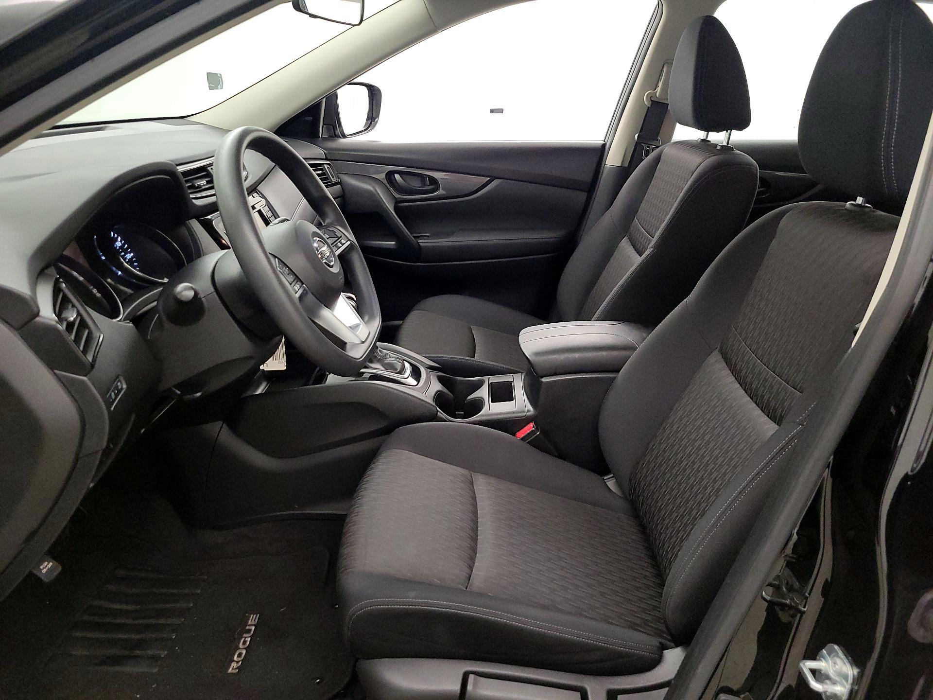 Thumbnail: 2020 Nissan Rogue - 11