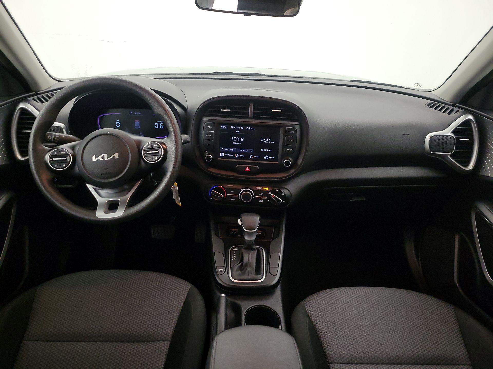 Thumbnail: 2023 Kia Soul - 9