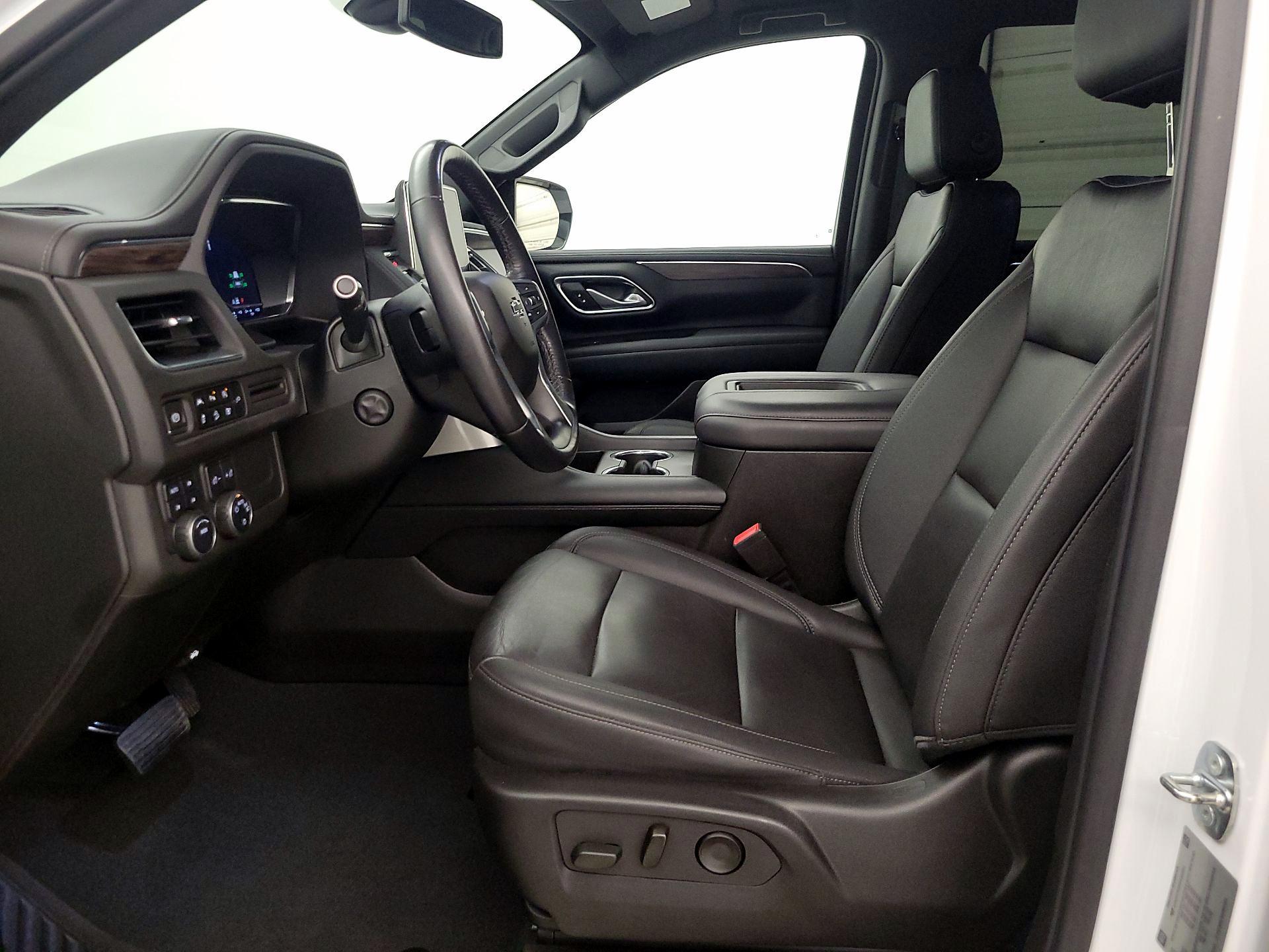 Thumbnail: 2022 Chevrolet Tahoe - 11