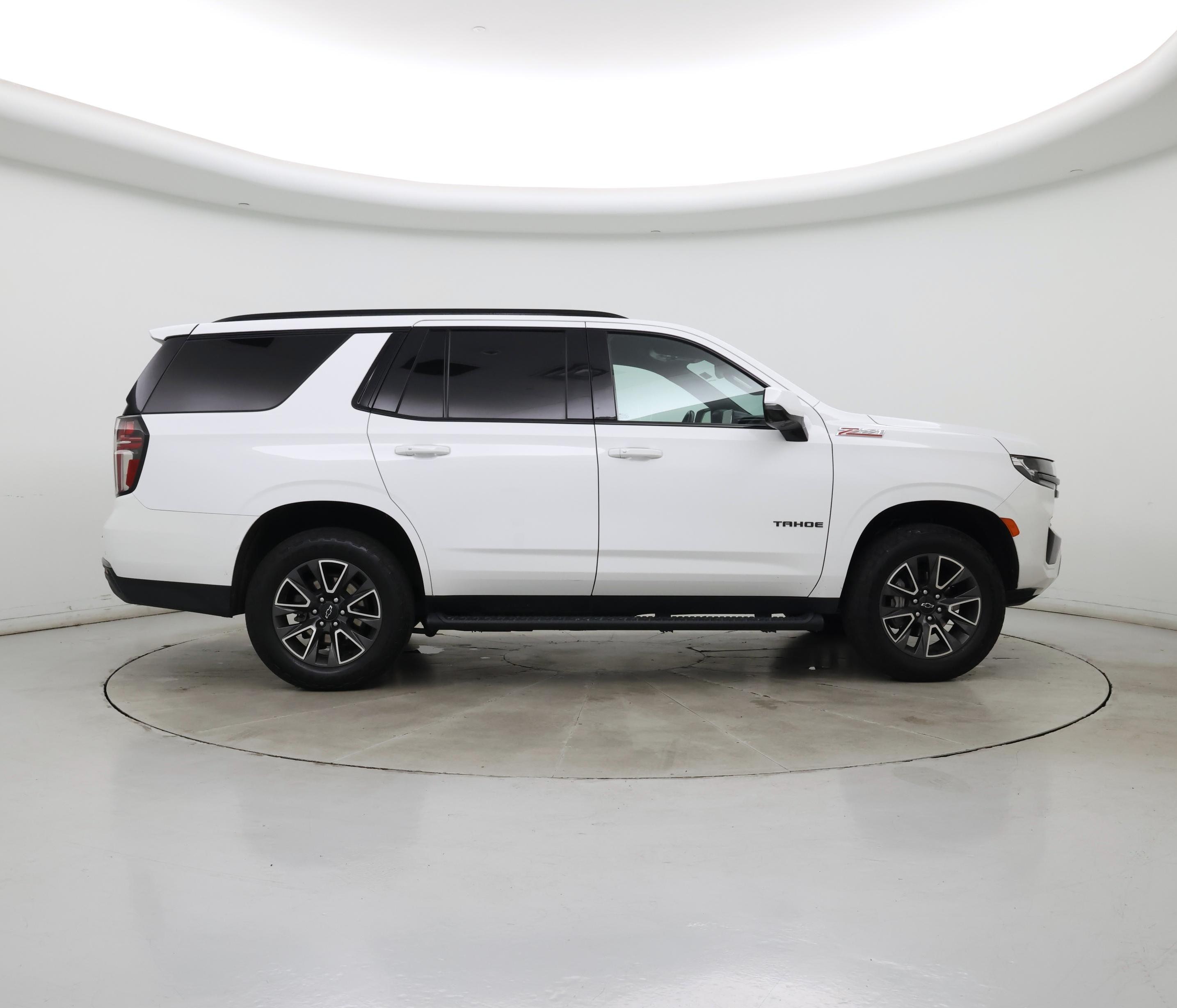 Thumbnail: 2022 Chevrolet Tahoe - 7