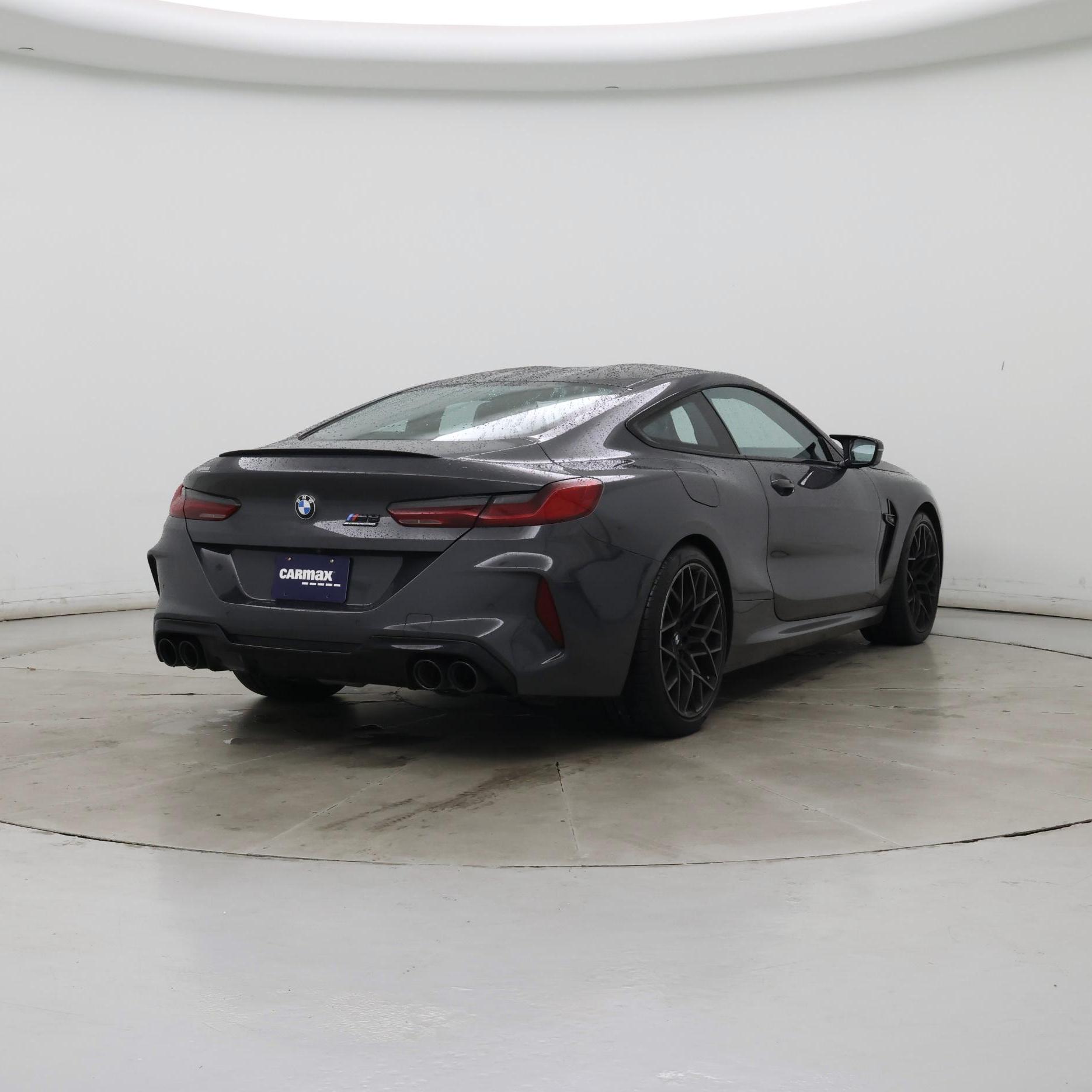 Thumbnail: 2022 BMW M8 - 8
