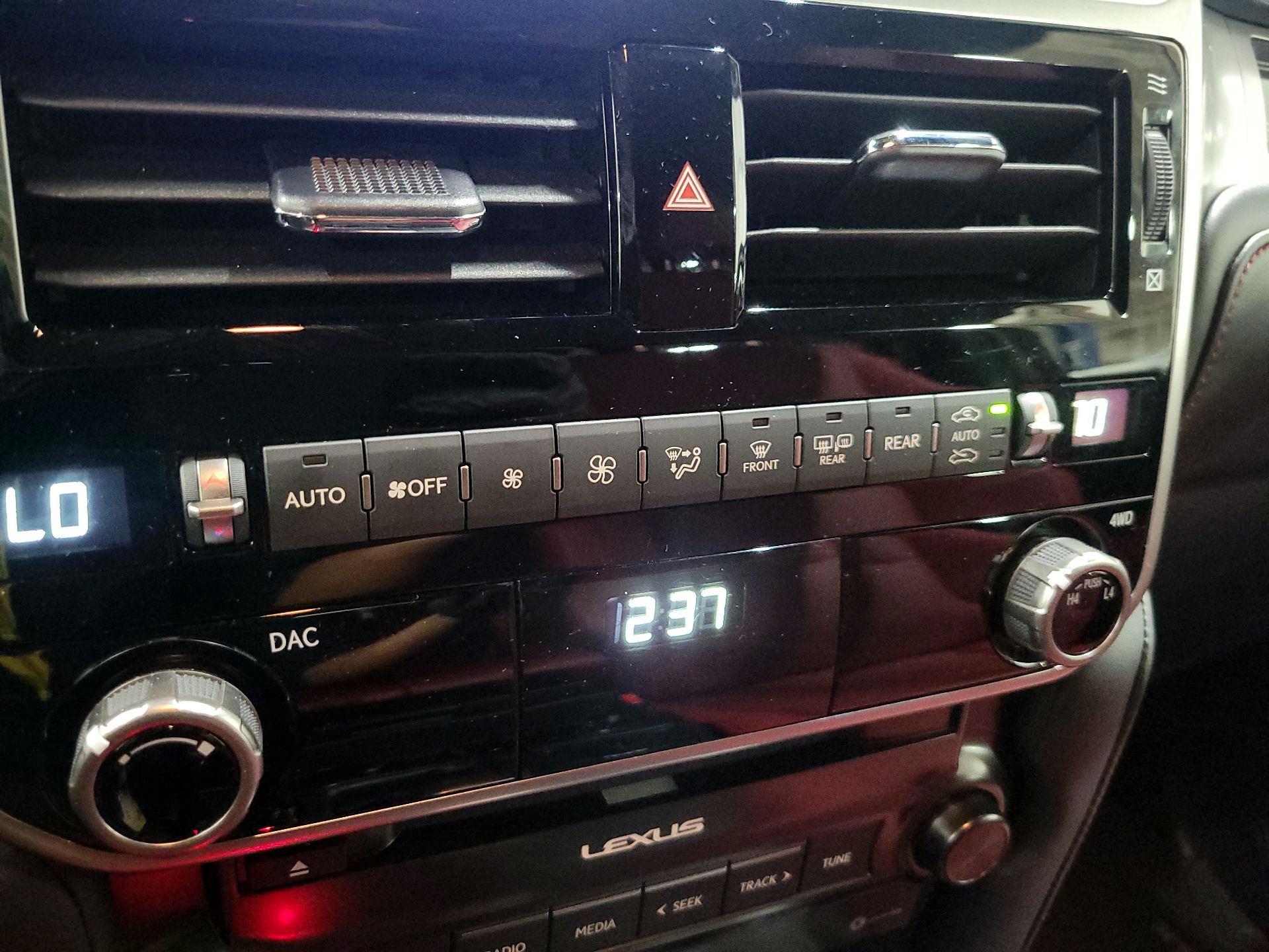 Thumbnail: 2023 Lexus GX - 17