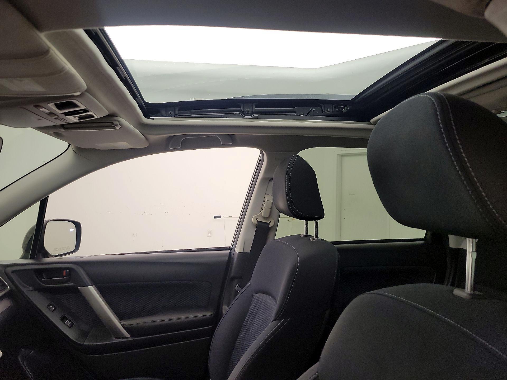 Thumbnail: 2017 Subaru Forester - 19
