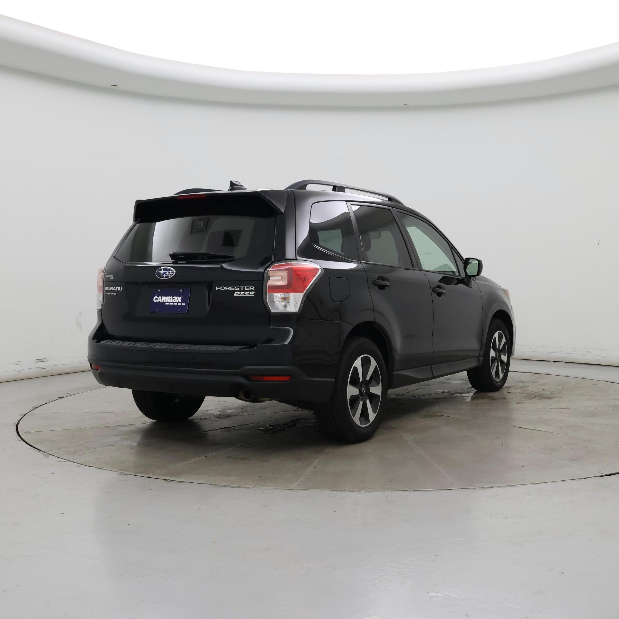 Thumbnail: 2017 Subaru Forester - 8
