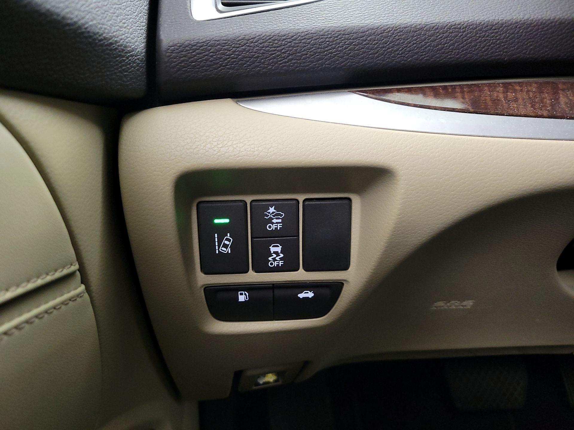 Thumbnail: 2020 Acura TLX - 13