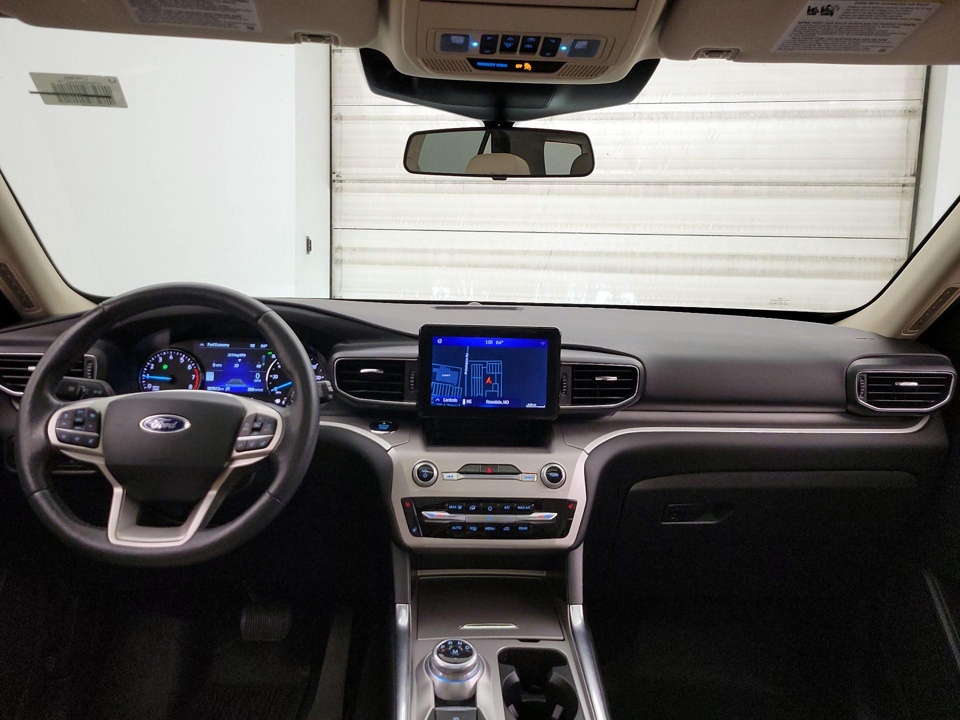 Thumbnail: 2021 Ford Explorer - 9