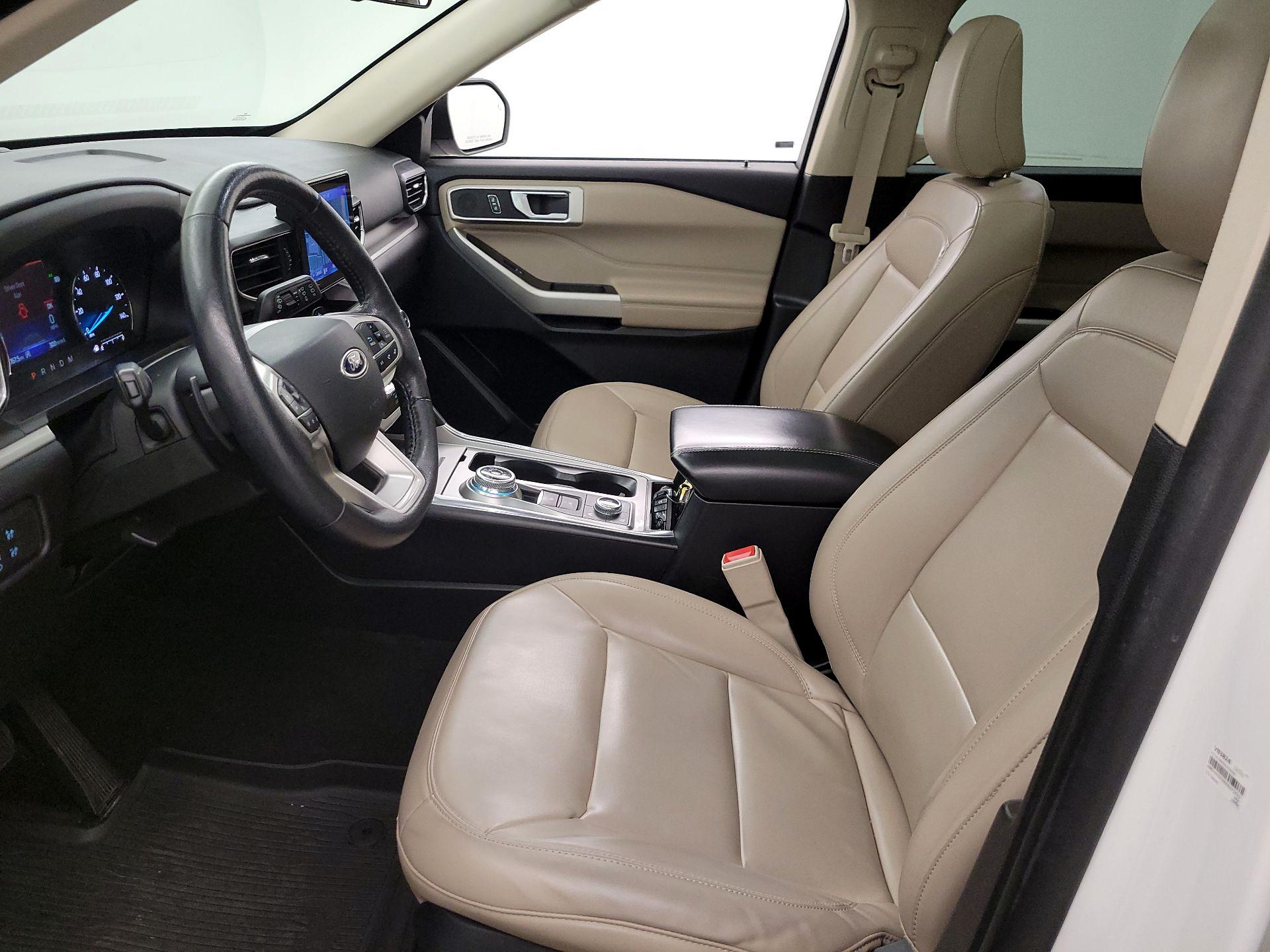 Thumbnail: 2021 Ford Explorer - 11