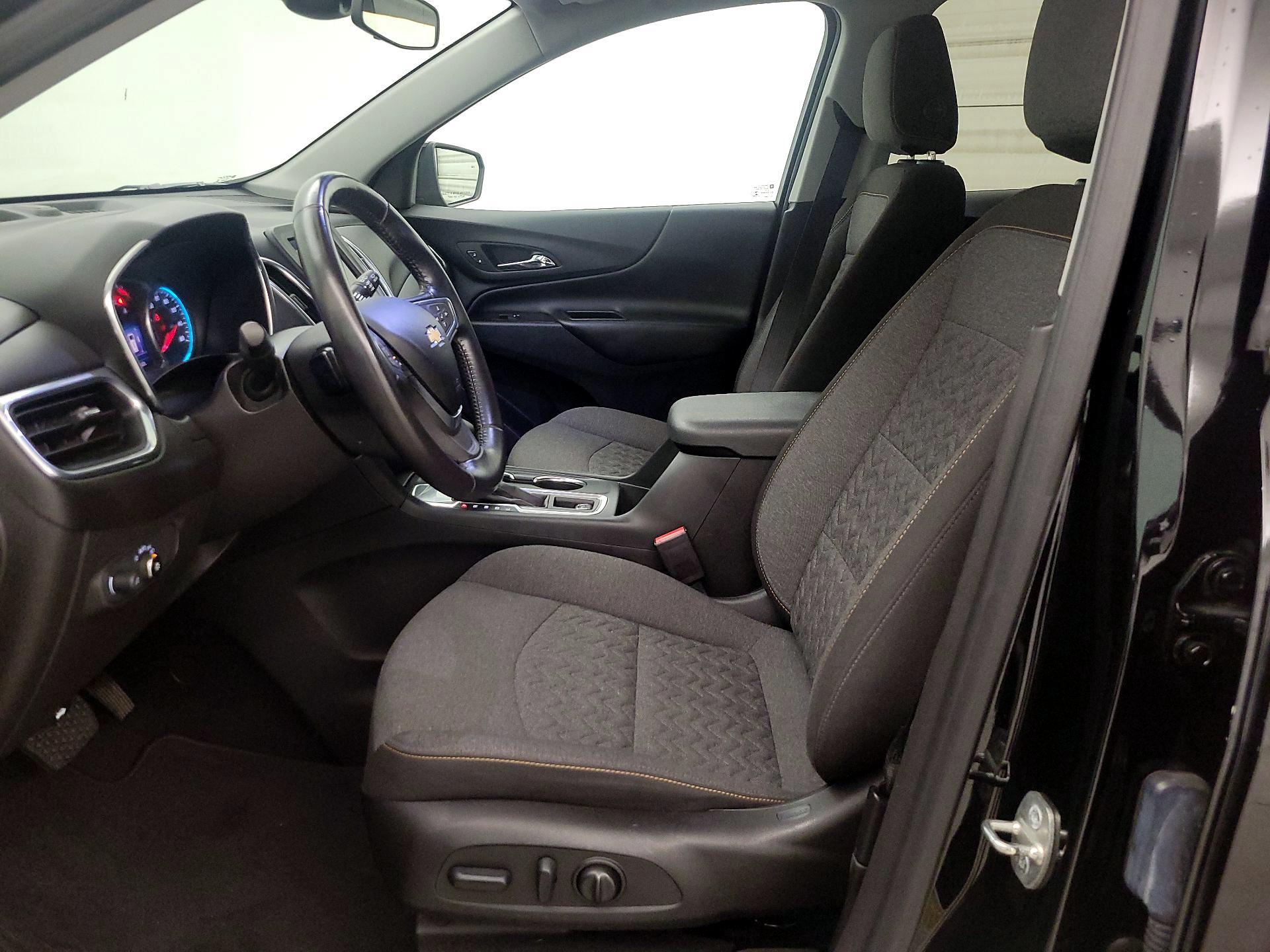 Thumbnail: 2022 Chevrolet Equinox - 11