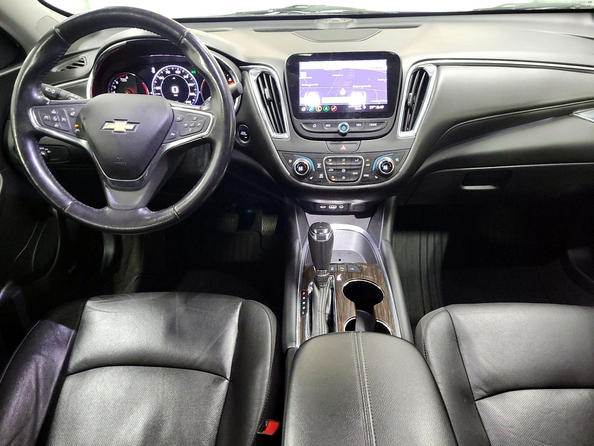 Thumbnail: 2020 Chevrolet Malibu - 9