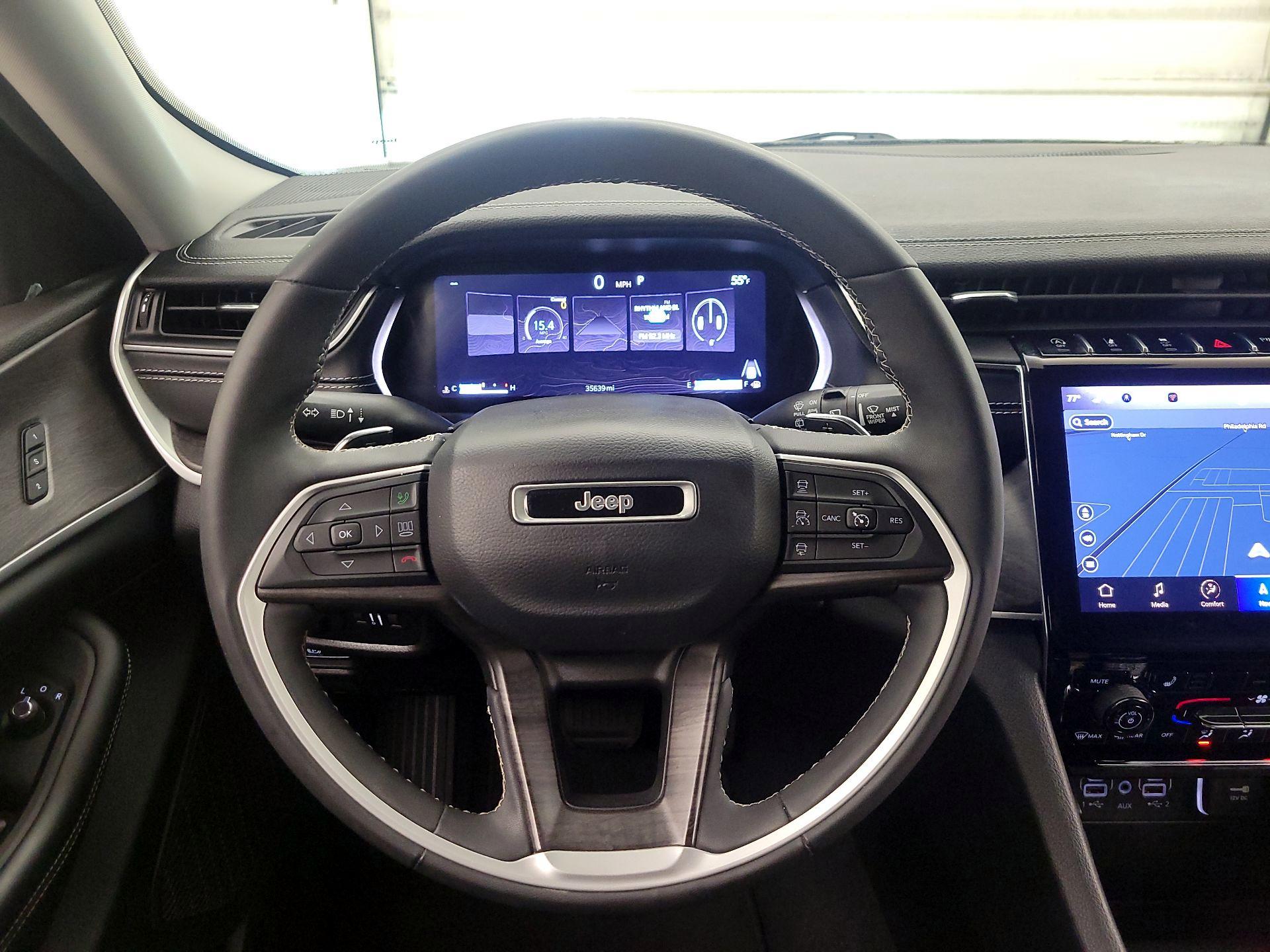 Thumbnail: 2023 Jeep Grand Cherokee - 10