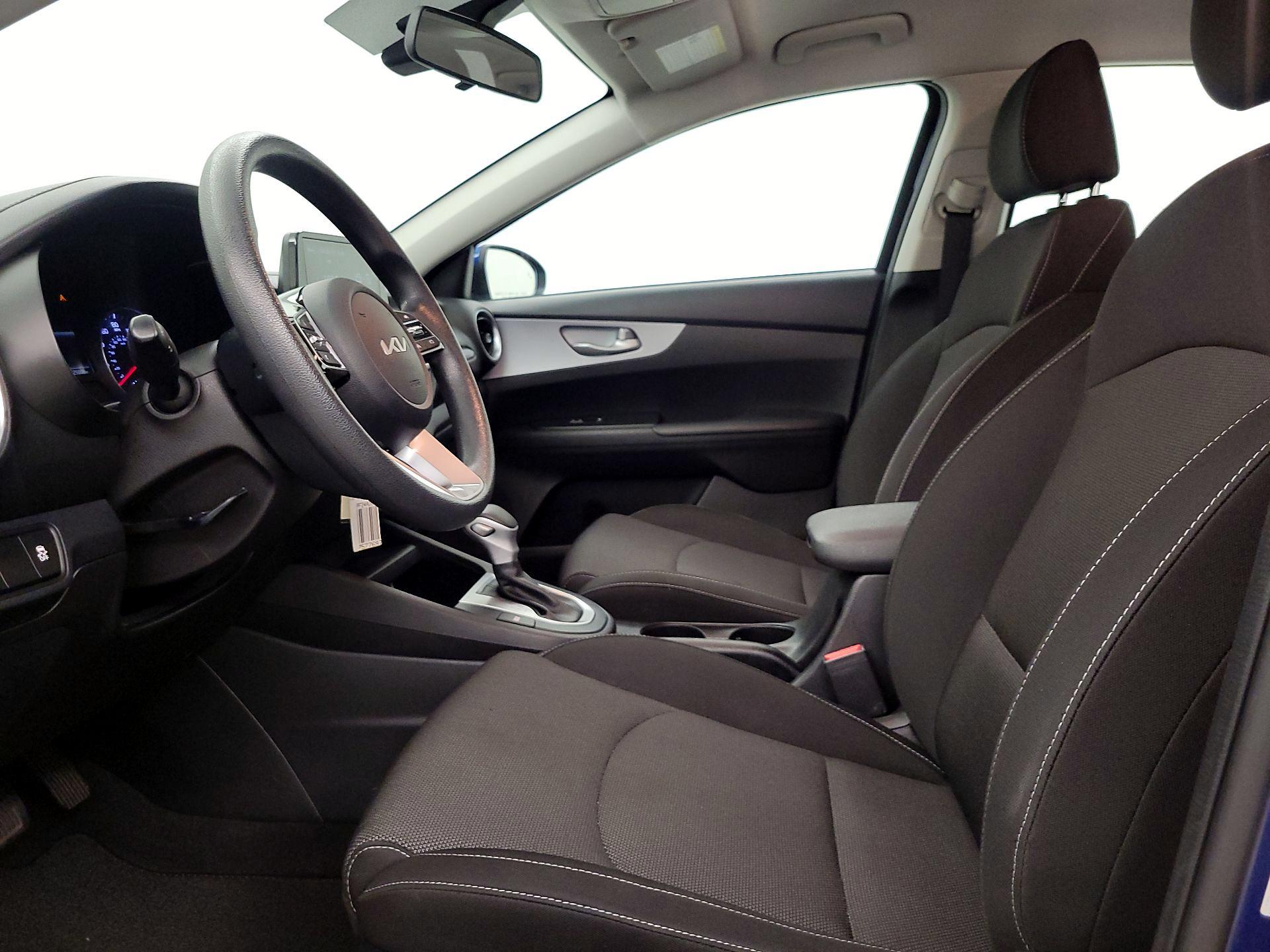 Thumbnail: 2023 Kia Forte - 11