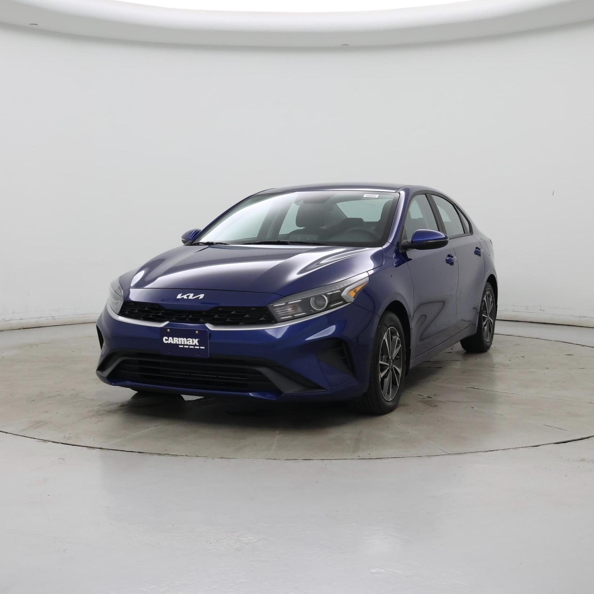 Thumbnail: 2023 Kia Forte - 4