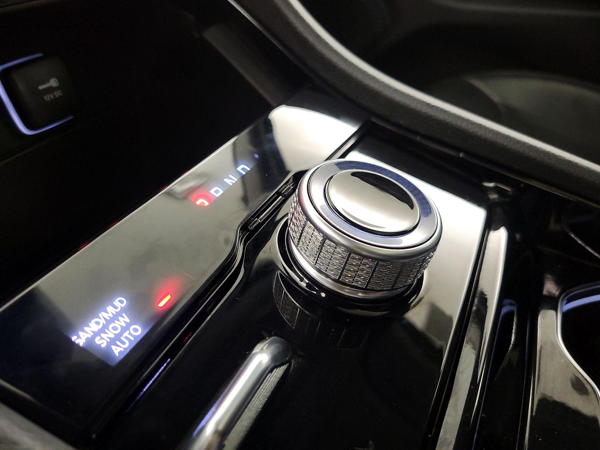 Thumbnail: 2023 Jeep Grand Cherokee - 18