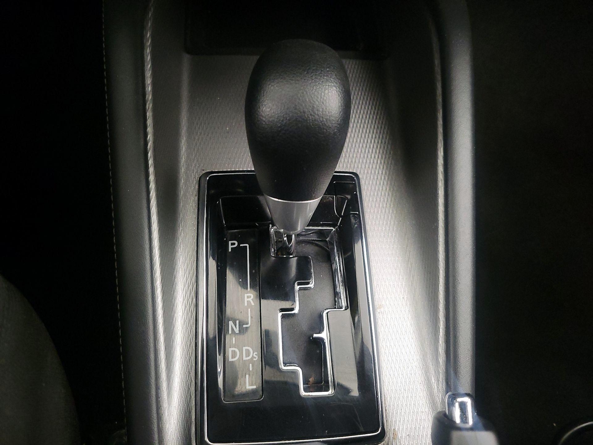 Thumbnail: 2020 Mitsubishi Outlander Sport - 17