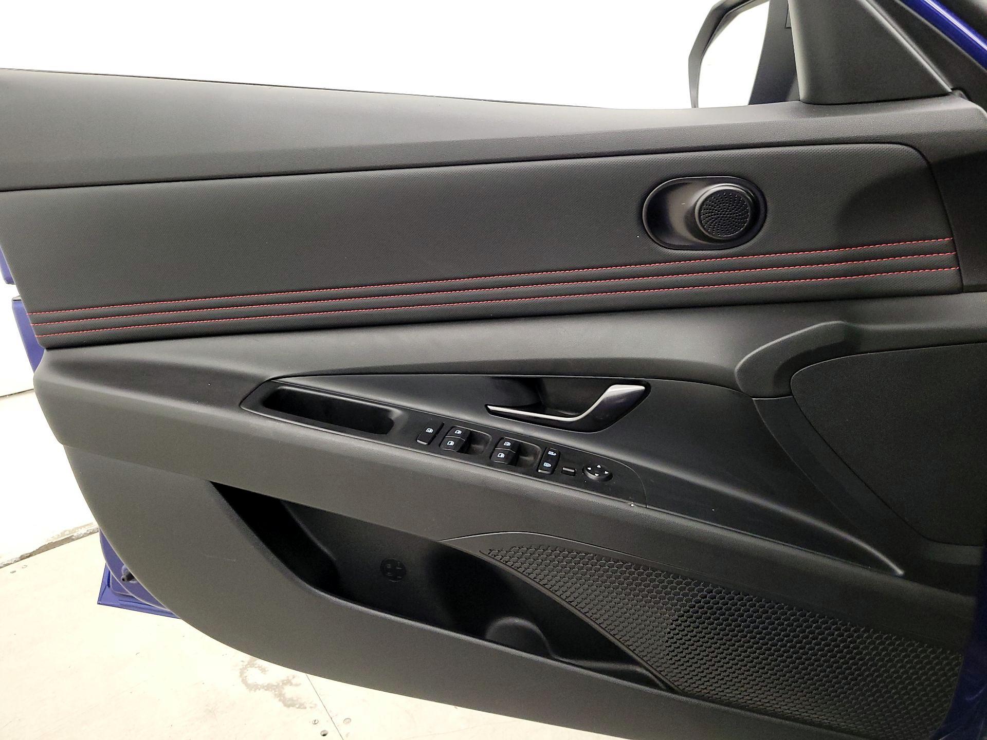 Thumbnail: 2023 Hyundai Elantra - 12