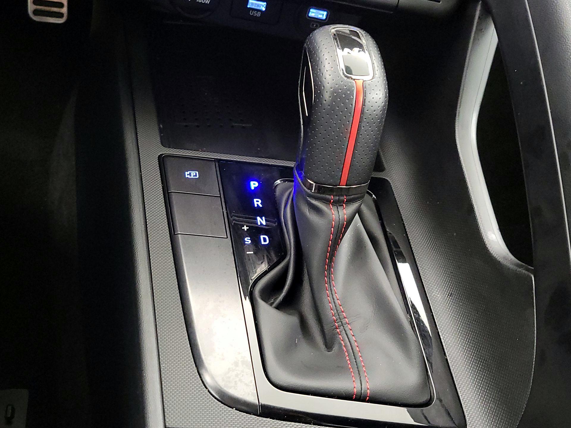 Thumbnail: 2023 Hyundai Elantra - 18