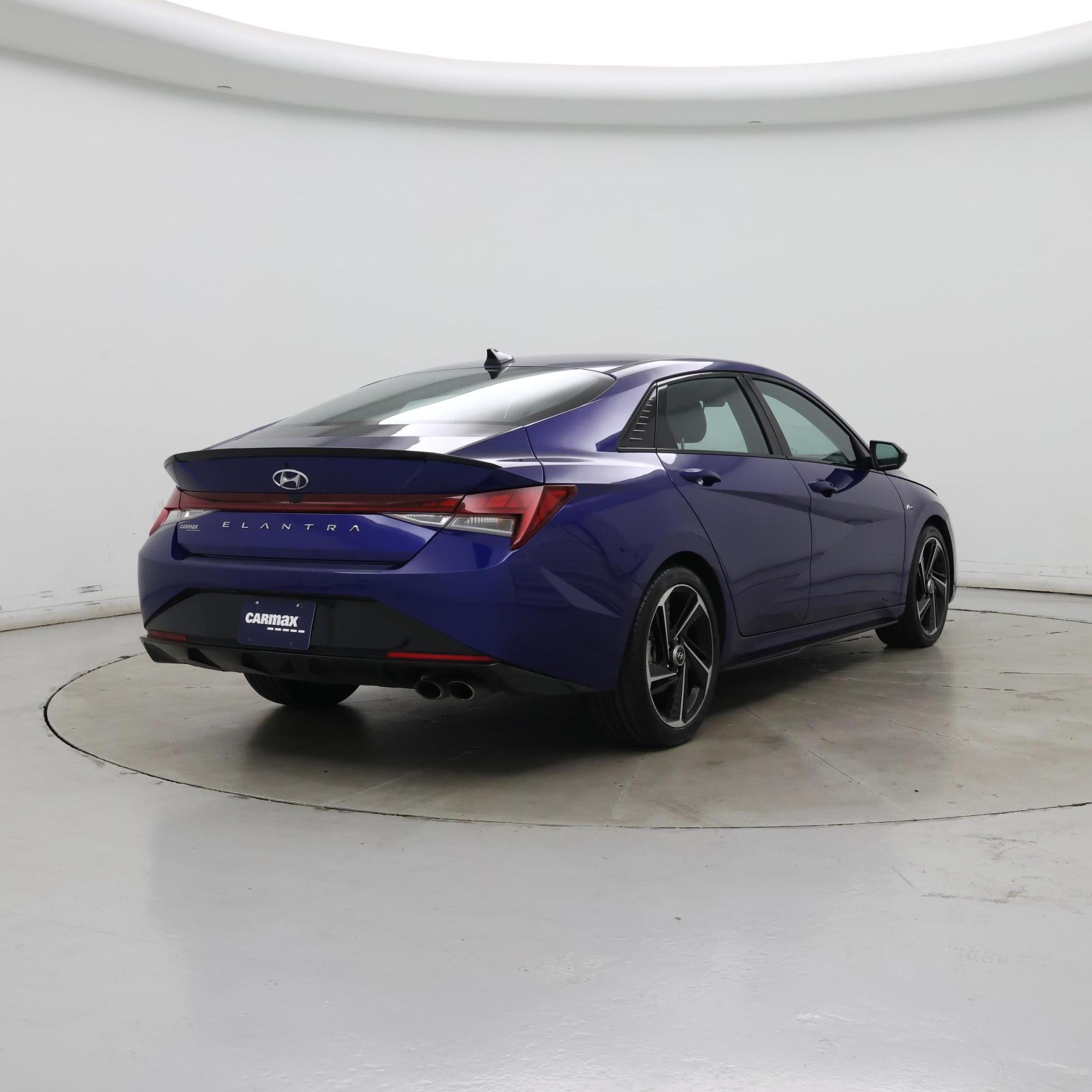 Thumbnail: 2023 Hyundai Elantra - 8