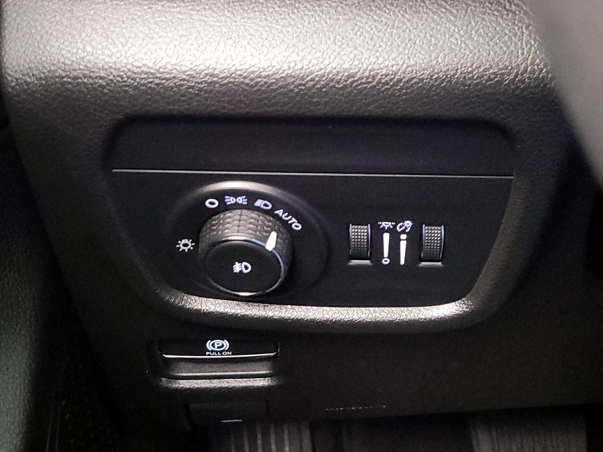 Thumbnail: 2023 Jeep Grand Cherokee - 13