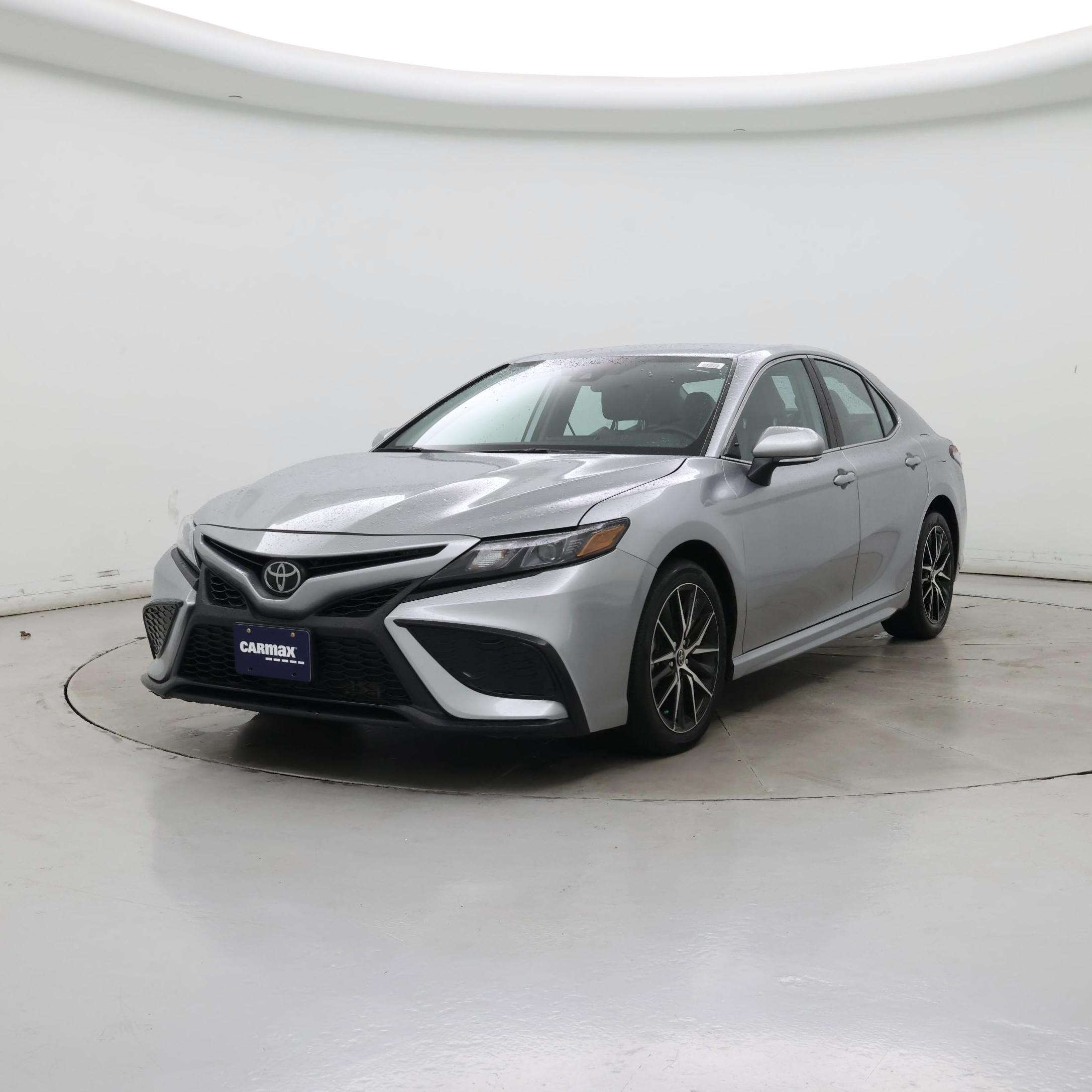 Thumbnail: 2023 Toyota Camry - 4