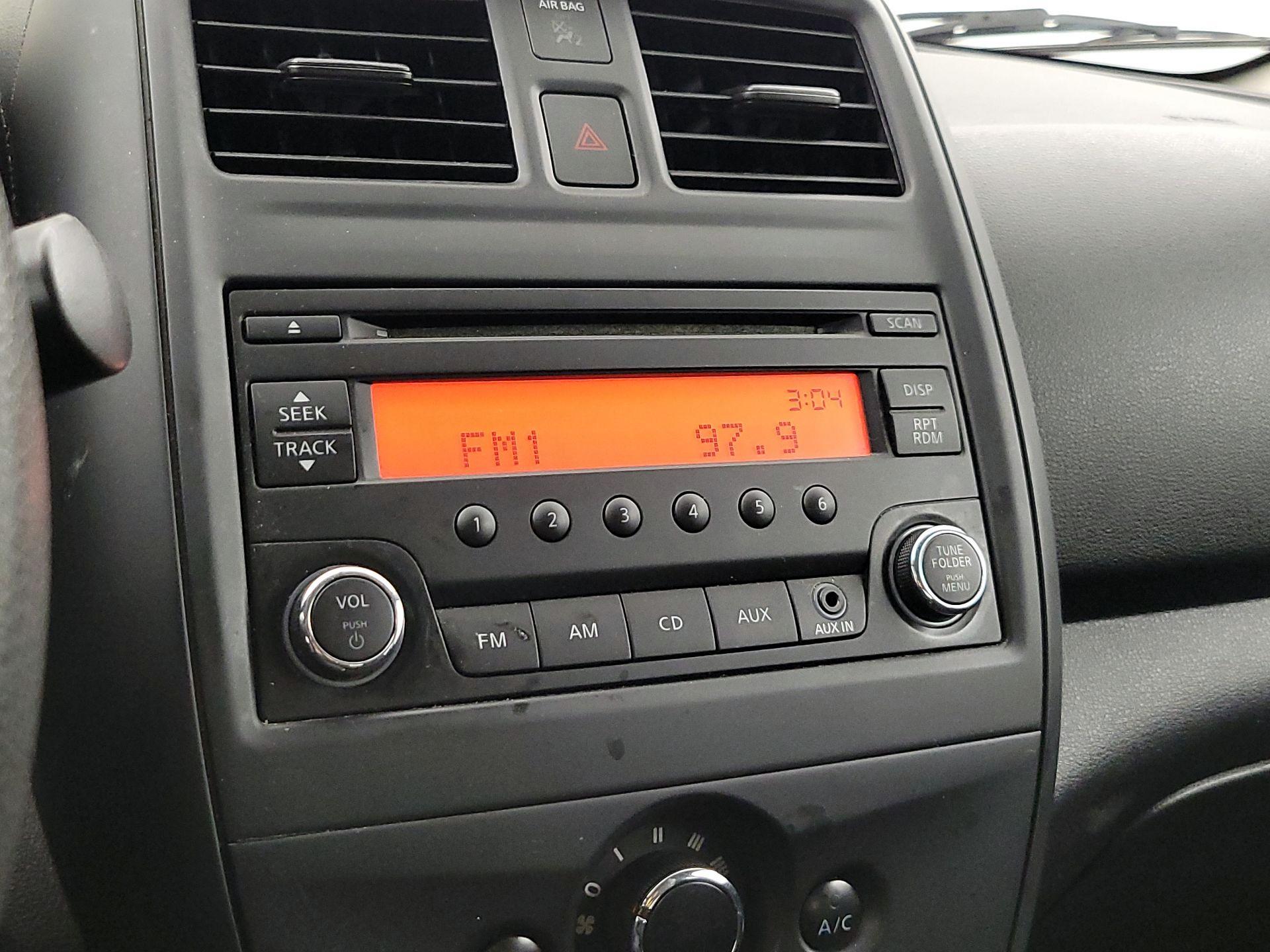 Thumbnail: 2016 Nissan Versa - 14