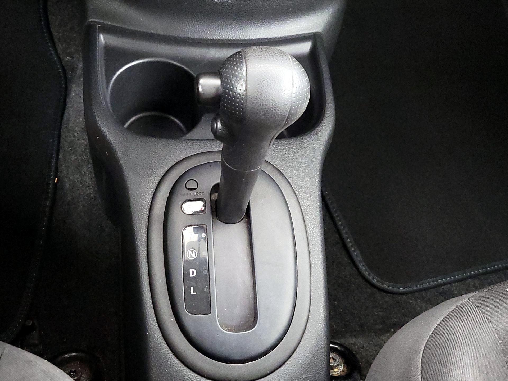 Thumbnail: 2016 Nissan Versa - 16
