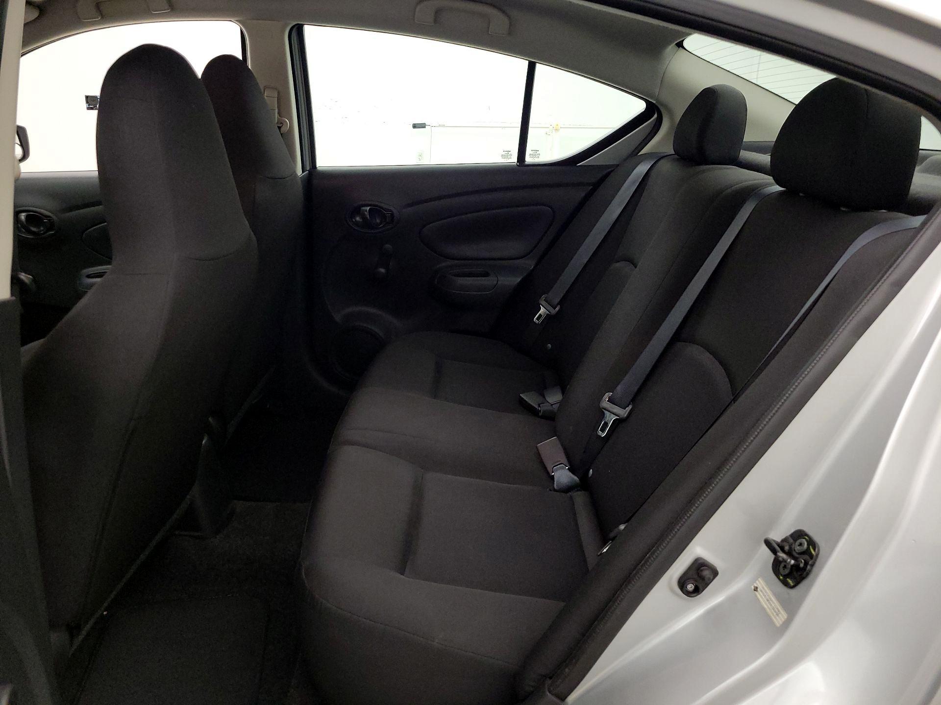 Thumbnail: 2016 Nissan Versa - 18