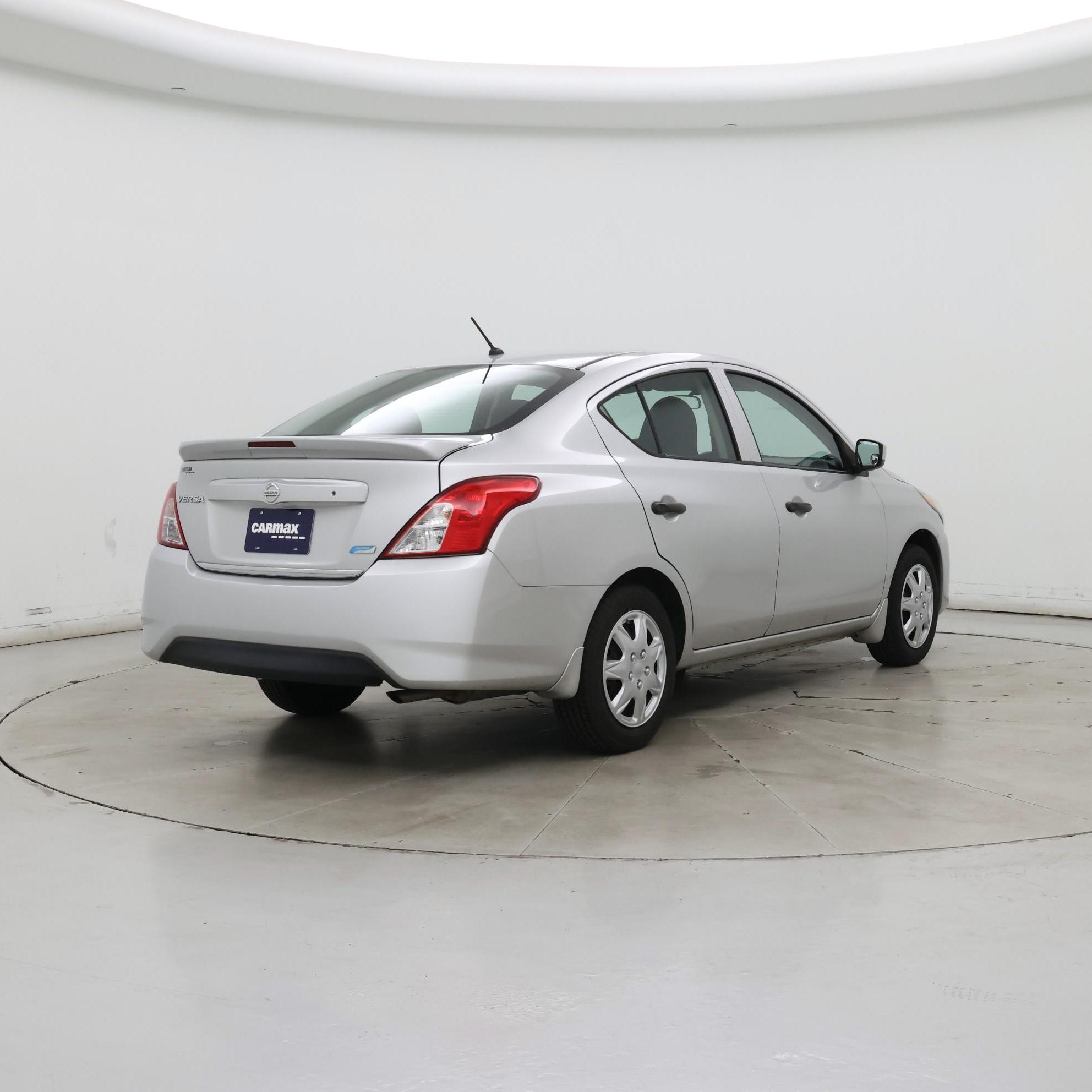 Thumbnail: 2016 Nissan Versa - 8