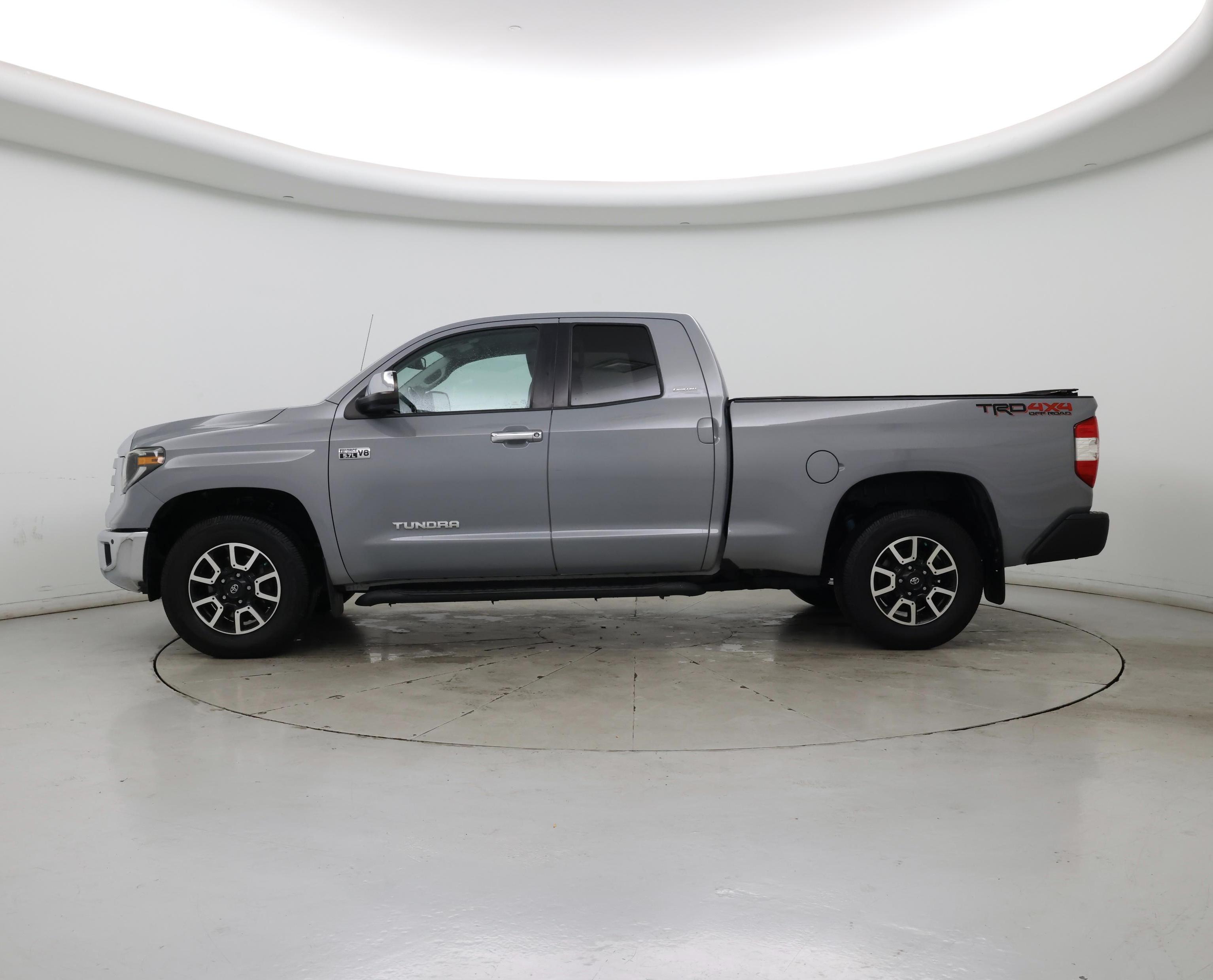 Thumbnail: 2019 Toyota Tundra - 3