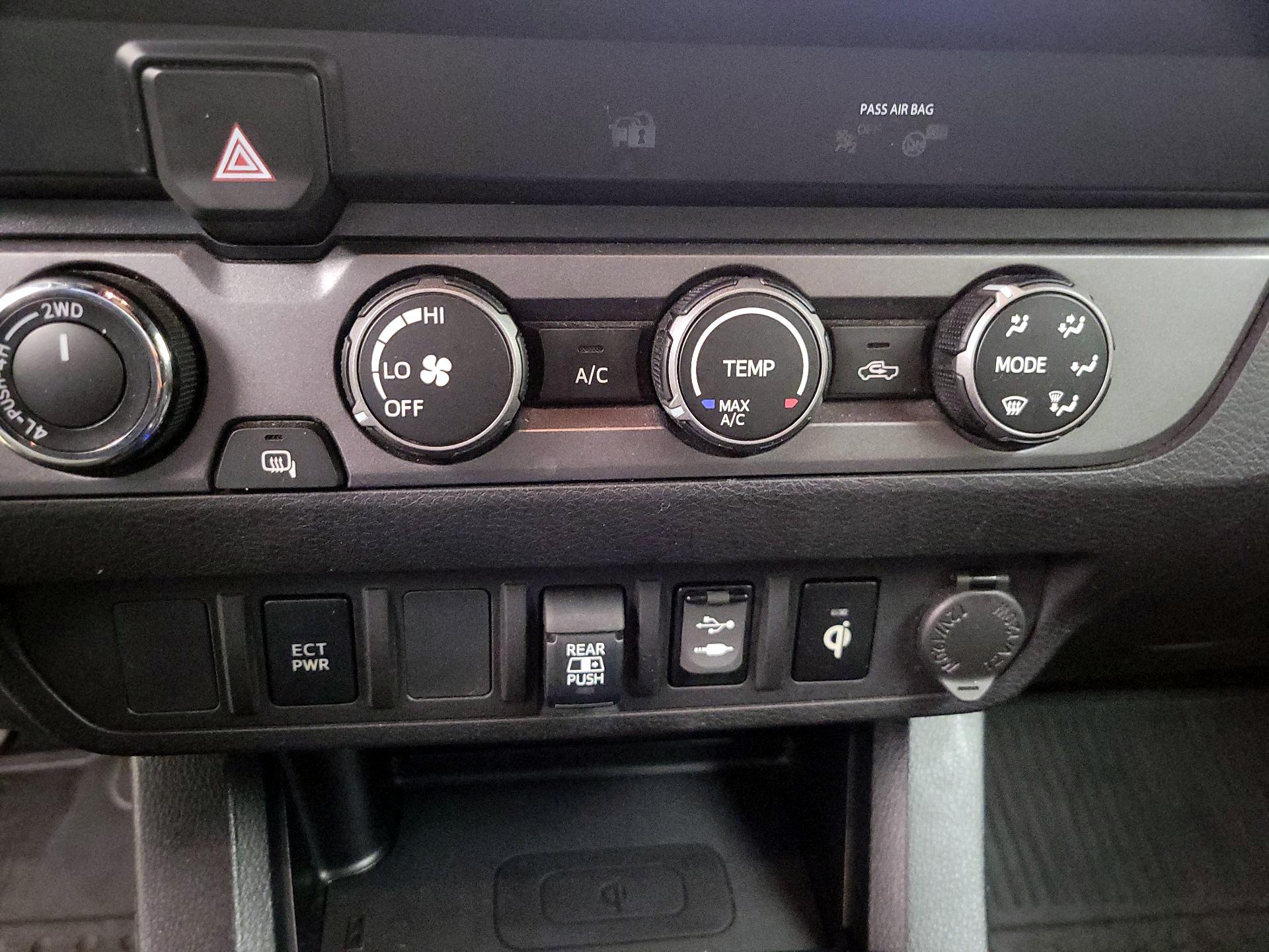 Thumbnail: 2019 Toyota Tacoma - 17