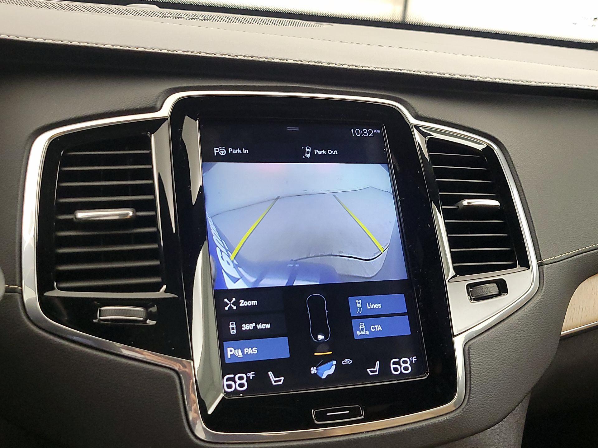 Thumbnail: 2019 Volvo XC90 - 15