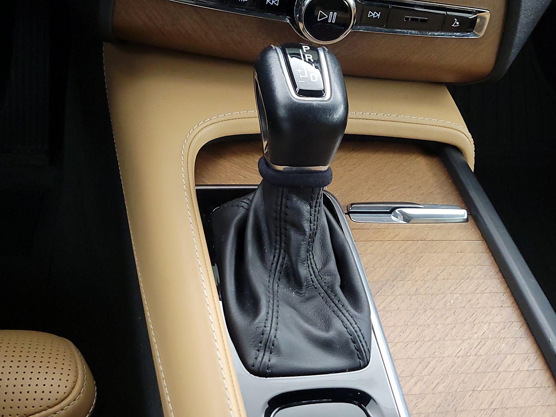 Thumbnail: 2019 Volvo XC90 - 18