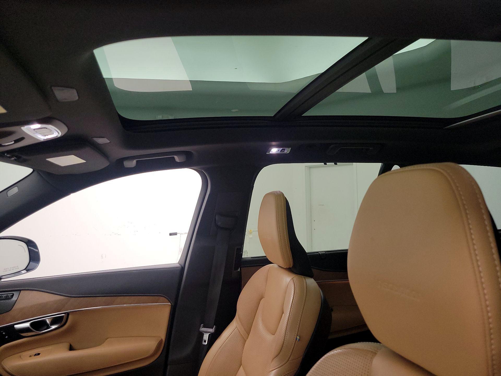 Thumbnail: 2019 Volvo XC90 - 20