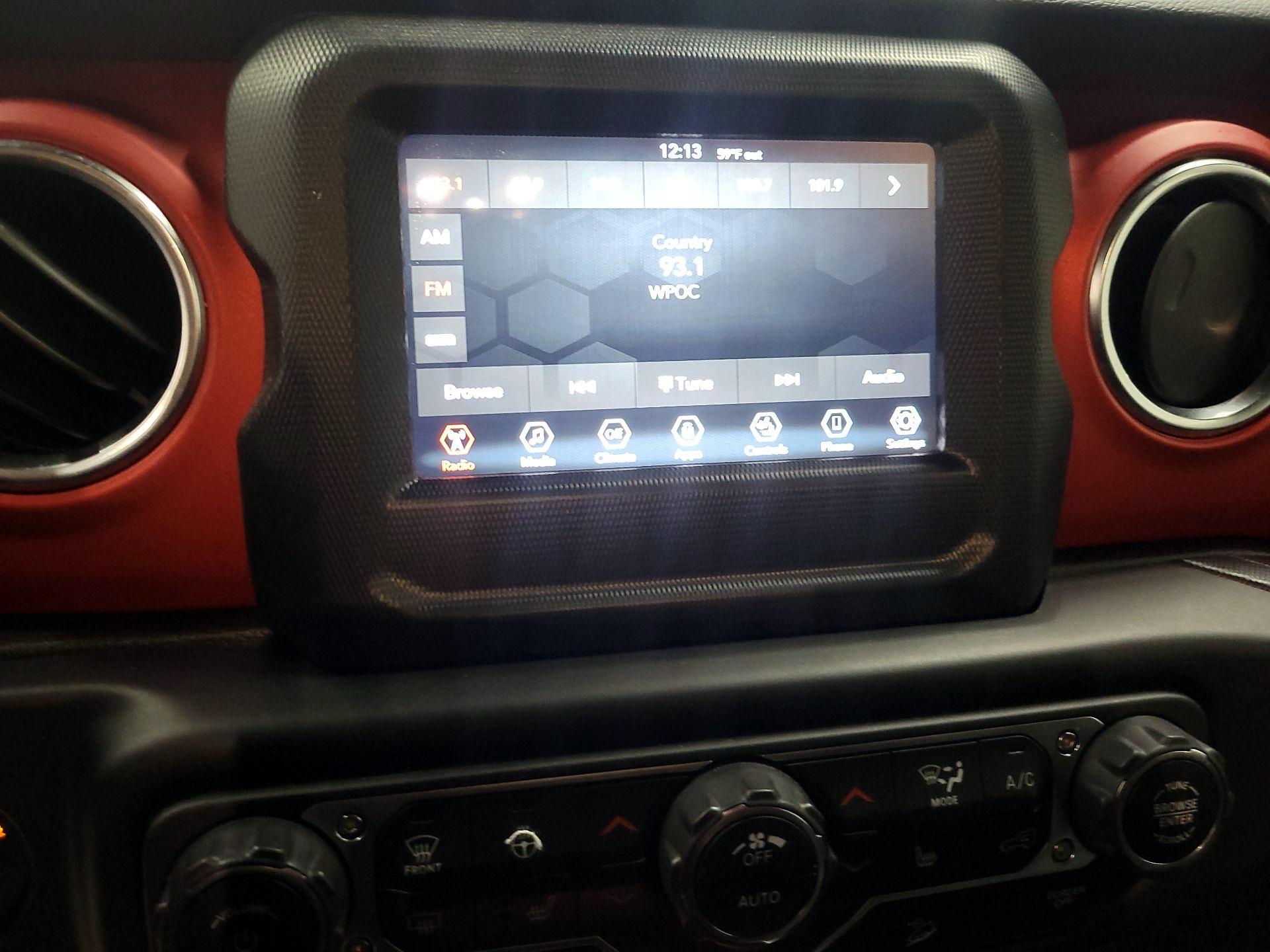Thumbnail: 2020 Jeep Wrangler - 14
