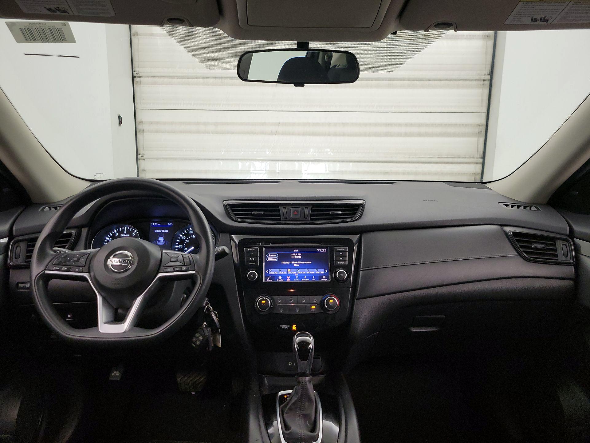Thumbnail: 2018 Nissan Rogue - 9