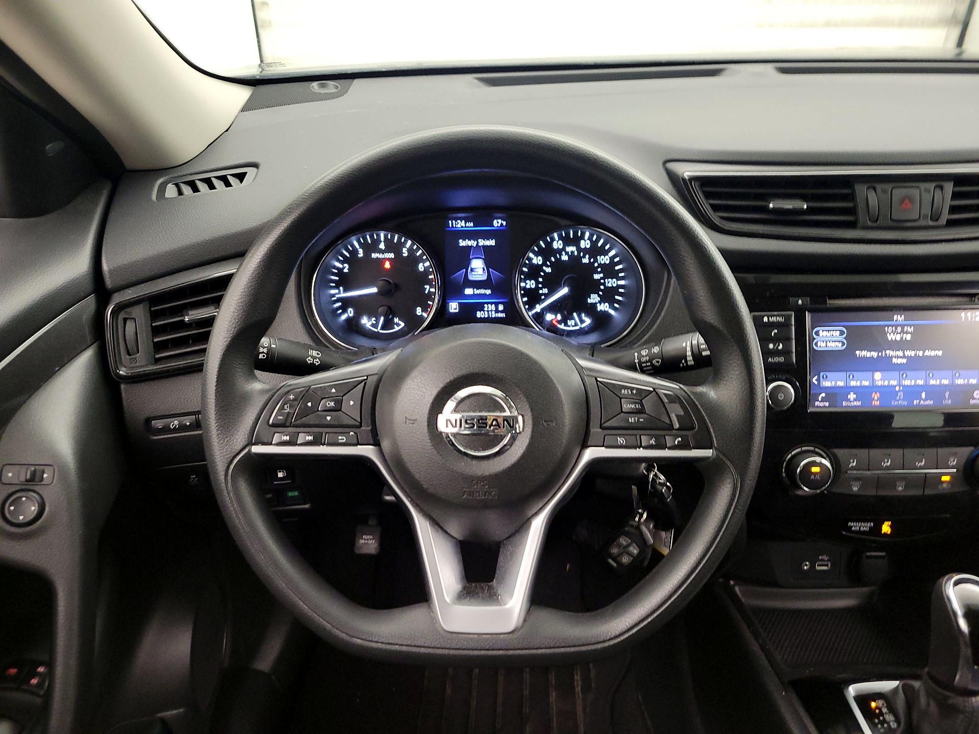 Thumbnail: 2018 Nissan Rogue - 10