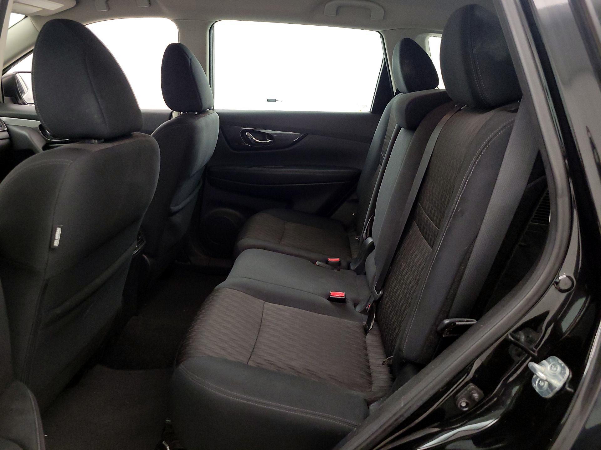 Thumbnail: 2018 Nissan Rogue - 19