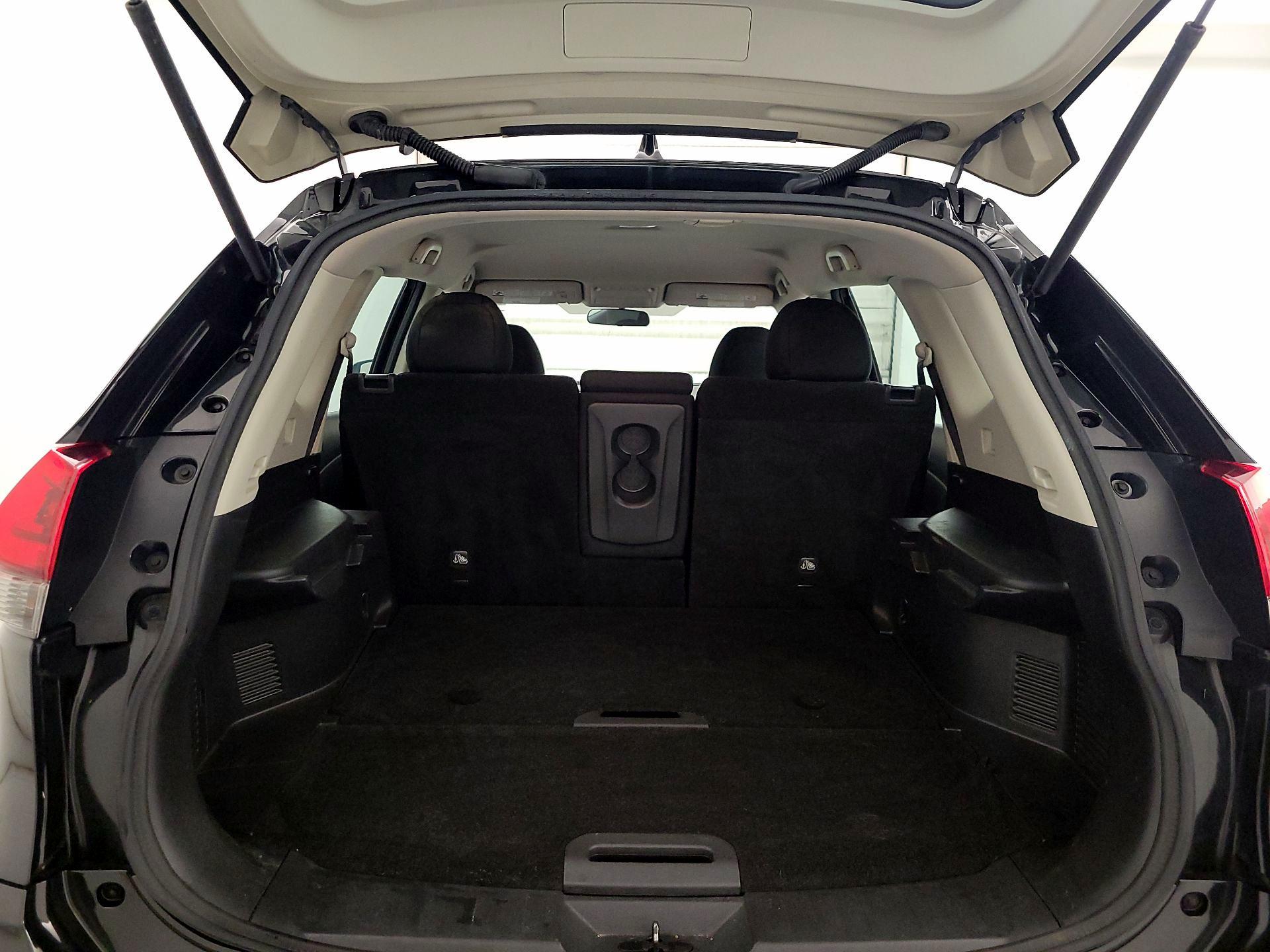 Thumbnail: 2018 Nissan Rogue - 20
