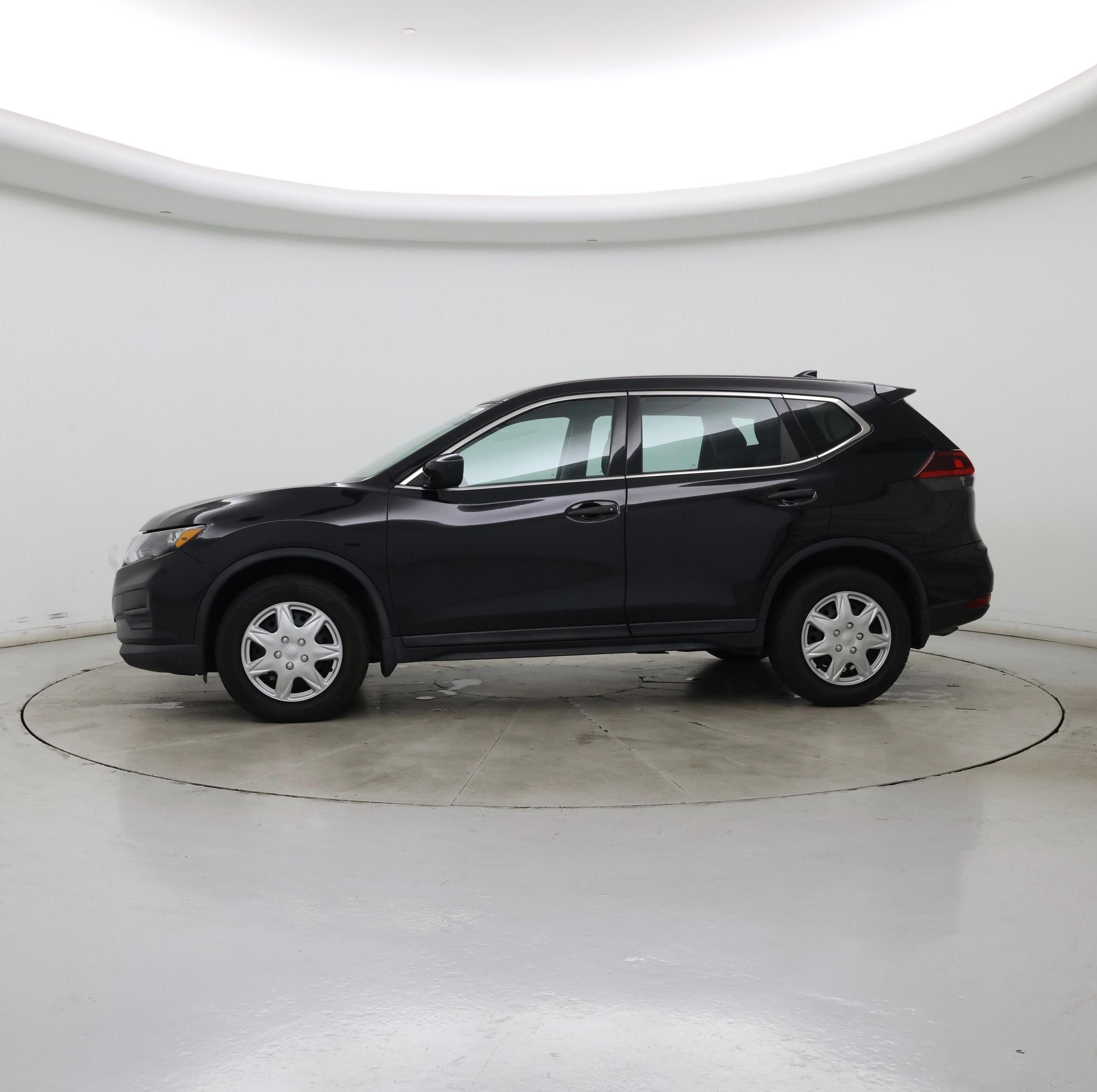 Thumbnail: 2018 Nissan Rogue - 3